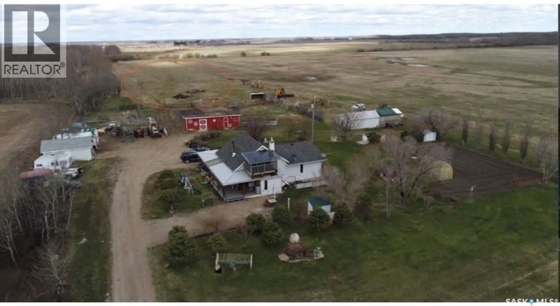 Campbell Acreage 12kms South - Image 1