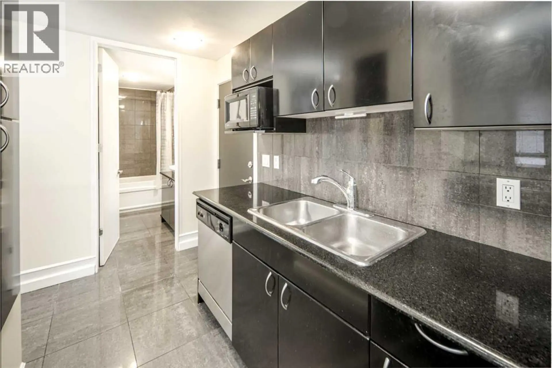 #204 706 15 Avenue SW - Image 5