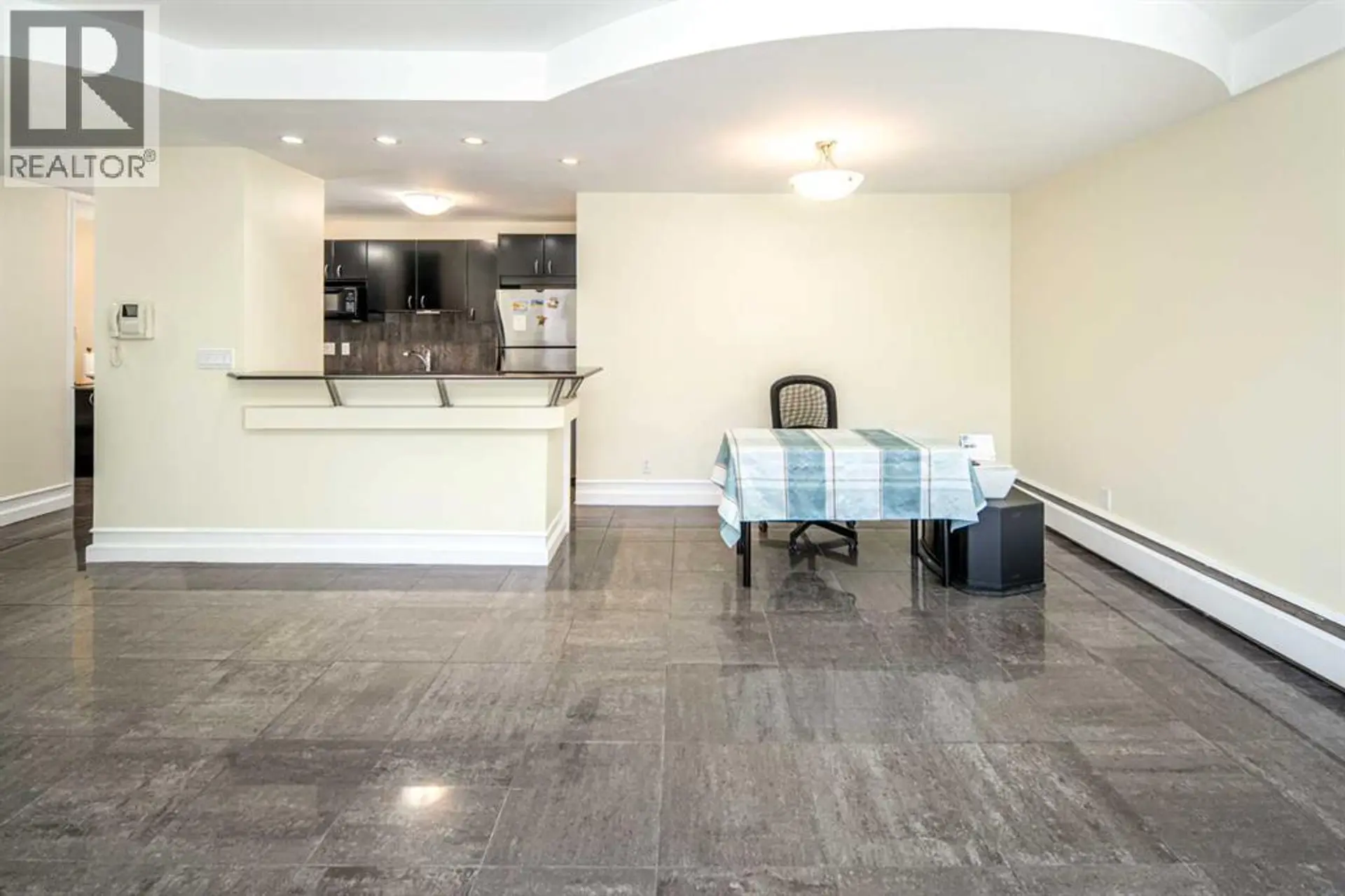 #204 706 15 Avenue SW - Image 9