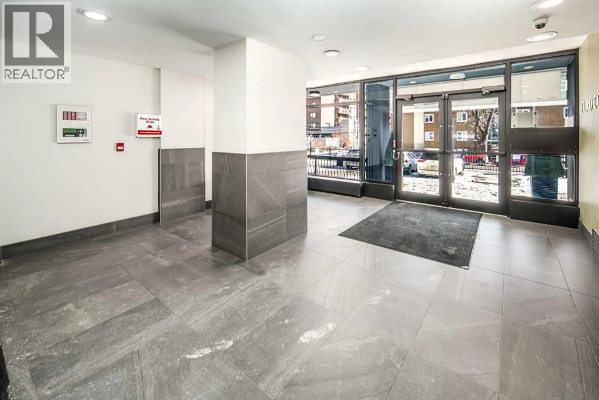 #204 706 15 Avenue SW - Image 13