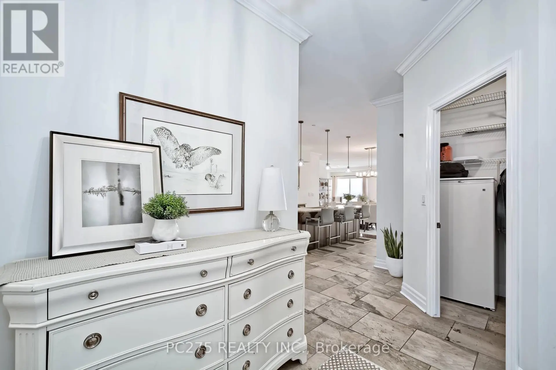 #2401 330 RIDOUT STREET N - Image 4