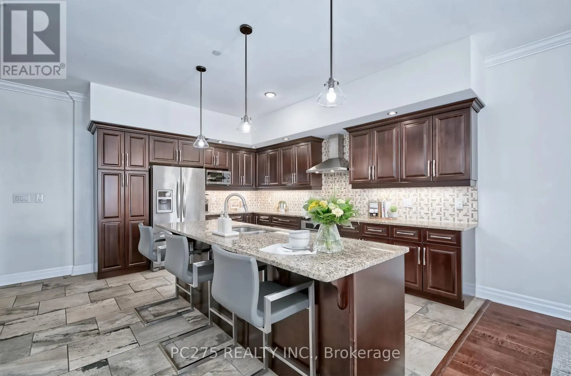 #2401 330 RIDOUT STREET N - Image 5