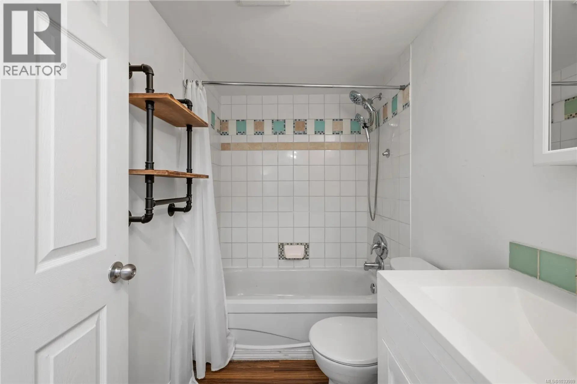 #101 481 Kennedy St - Image 10