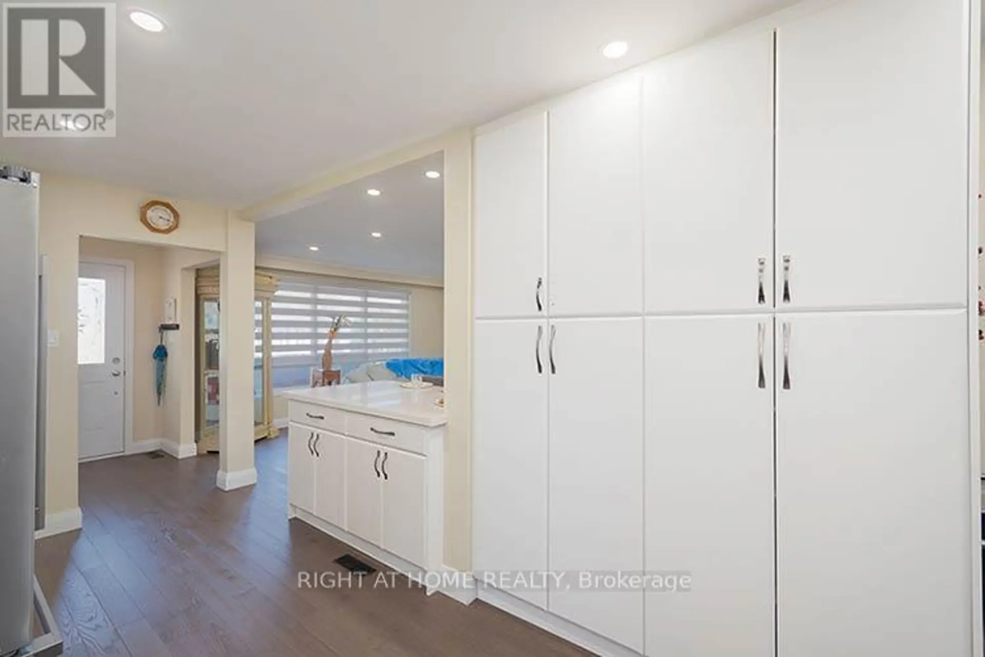 304 ROYWOOD CRESCENT - Image 3