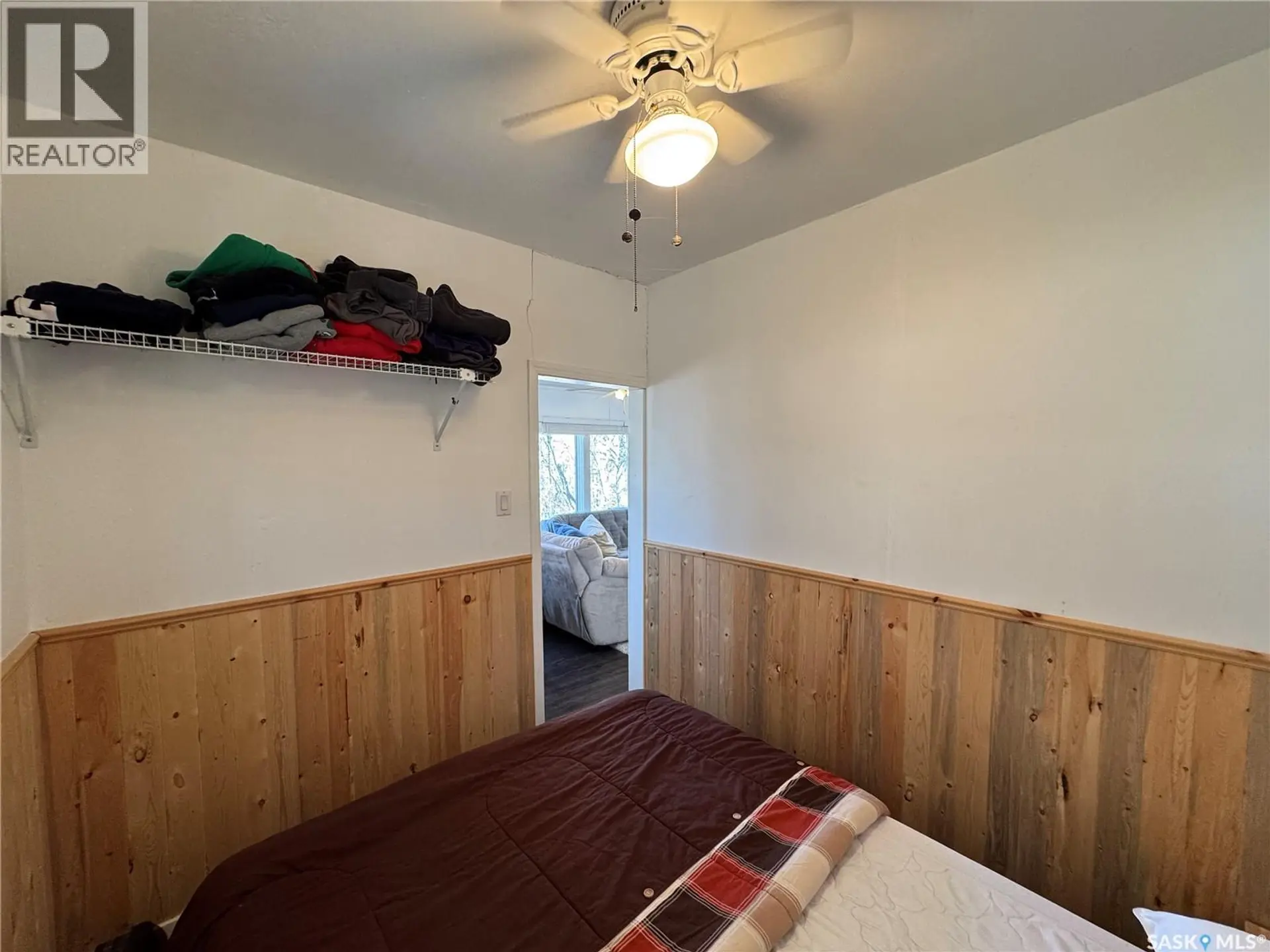 459 8TH STREET E - Image 3
