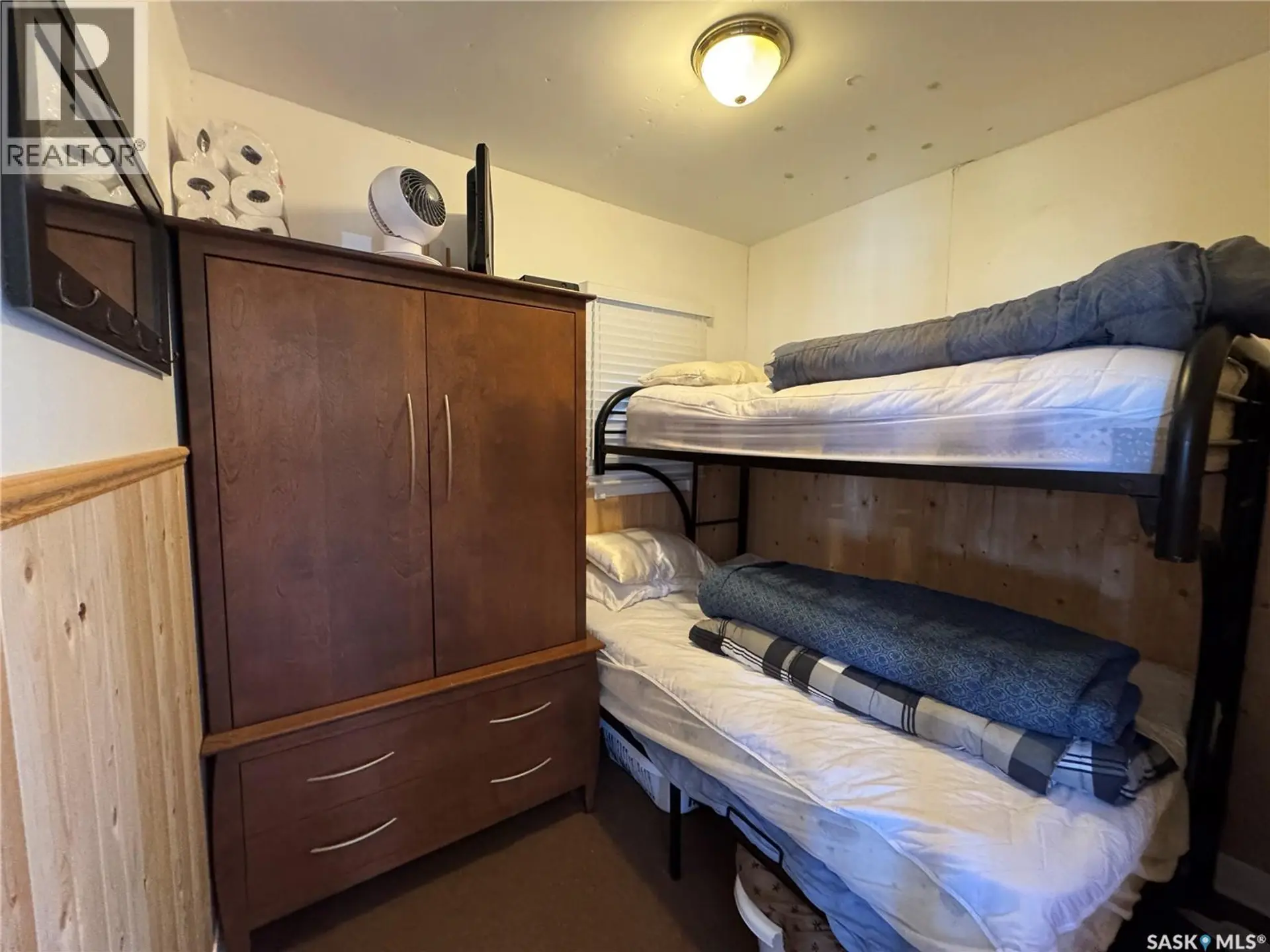 459 8TH STREET E - Image 7