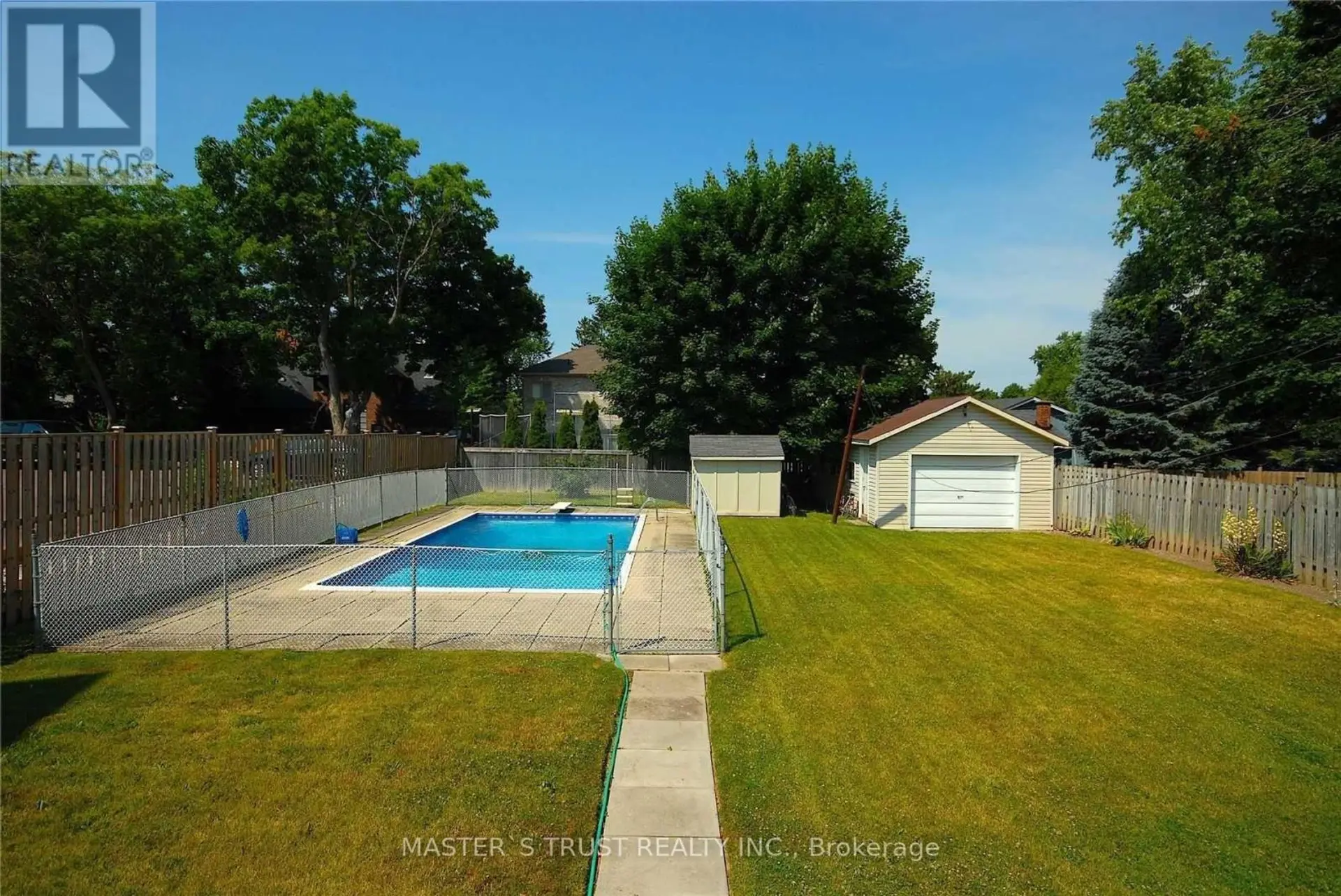 354 MAIN STREET N - Image 4