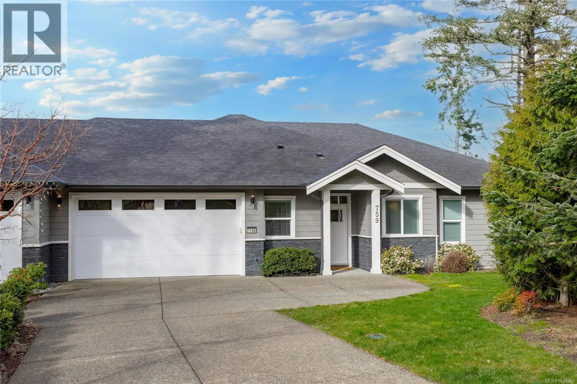 Property at #B 759 Cuaulta Cres, Colwood, BC
