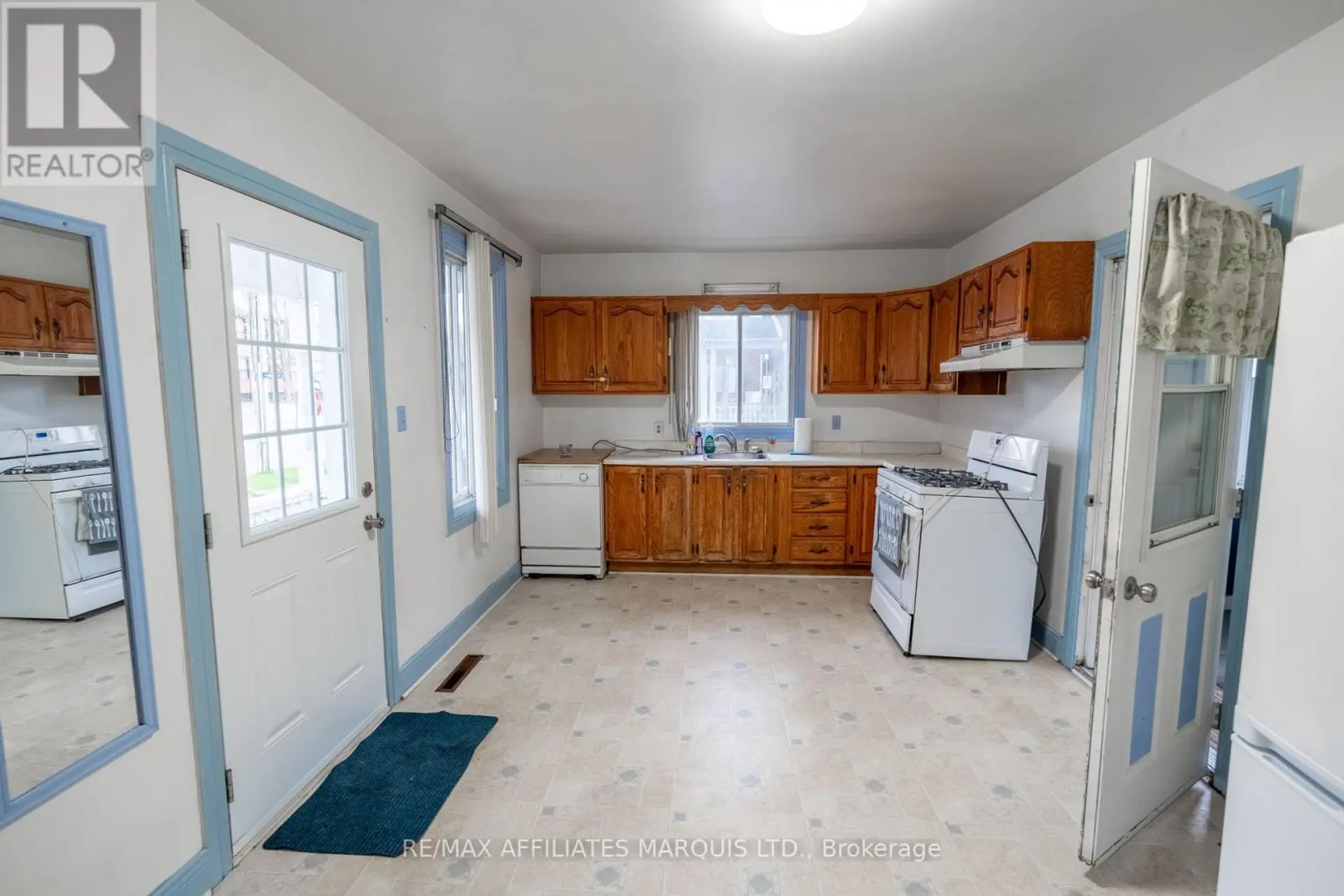426 SYDNEY STREET - Image 7