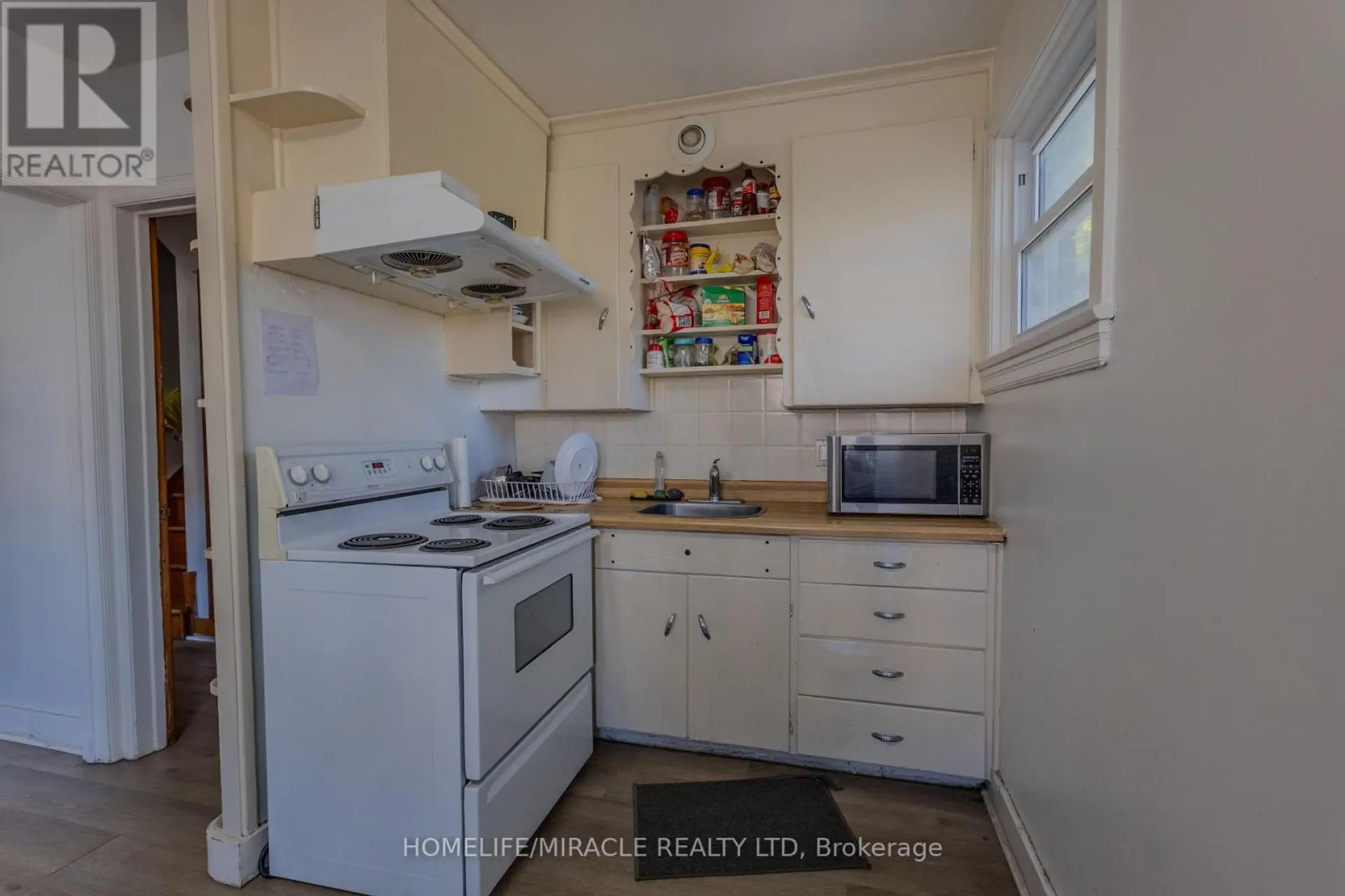 437 CLARKE ROAD - Image 4