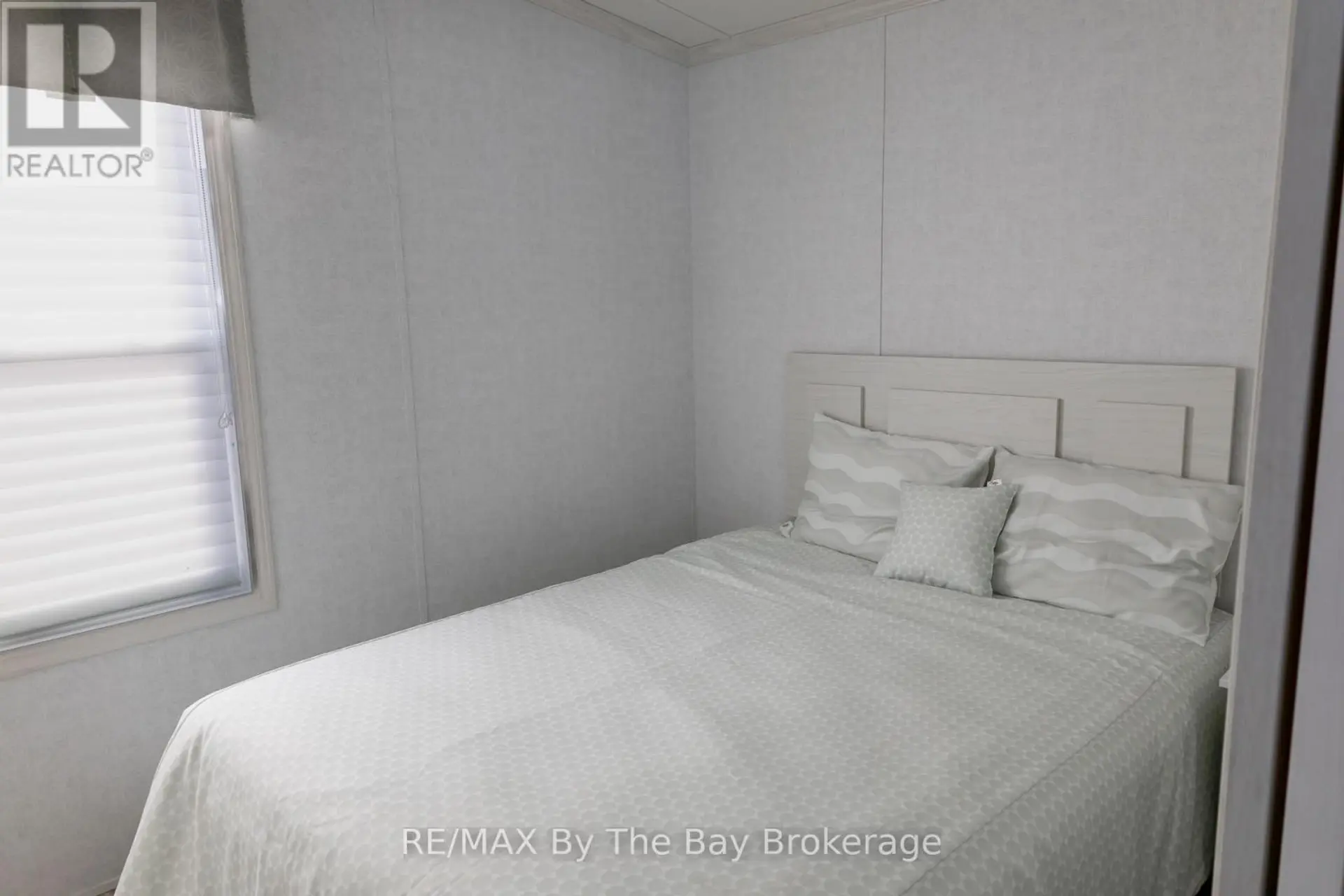 #49 3282 OGDENS BEACH ROAD - Image 7