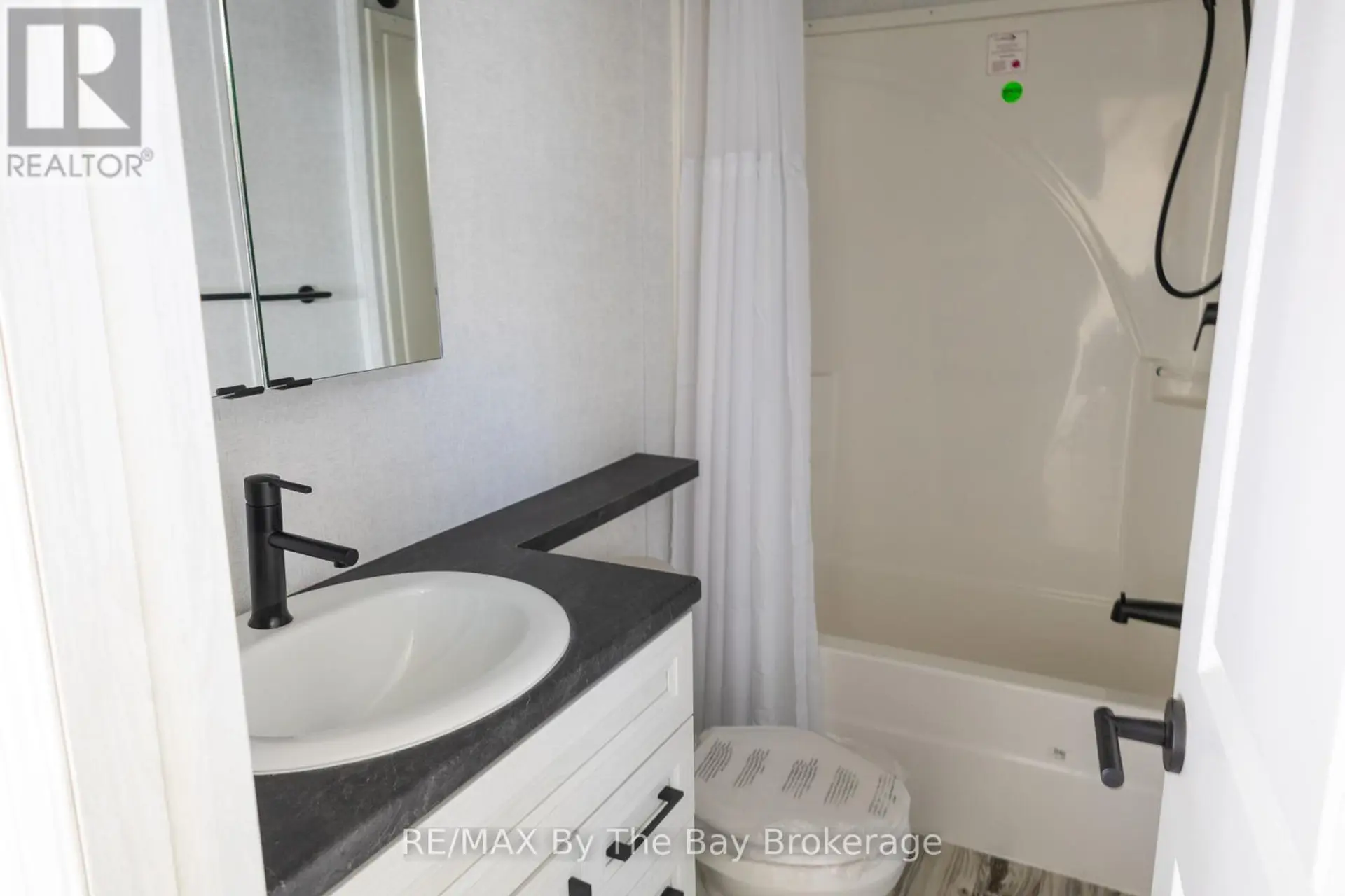 #49 3282 OGDENS BEACH ROAD - Image 8