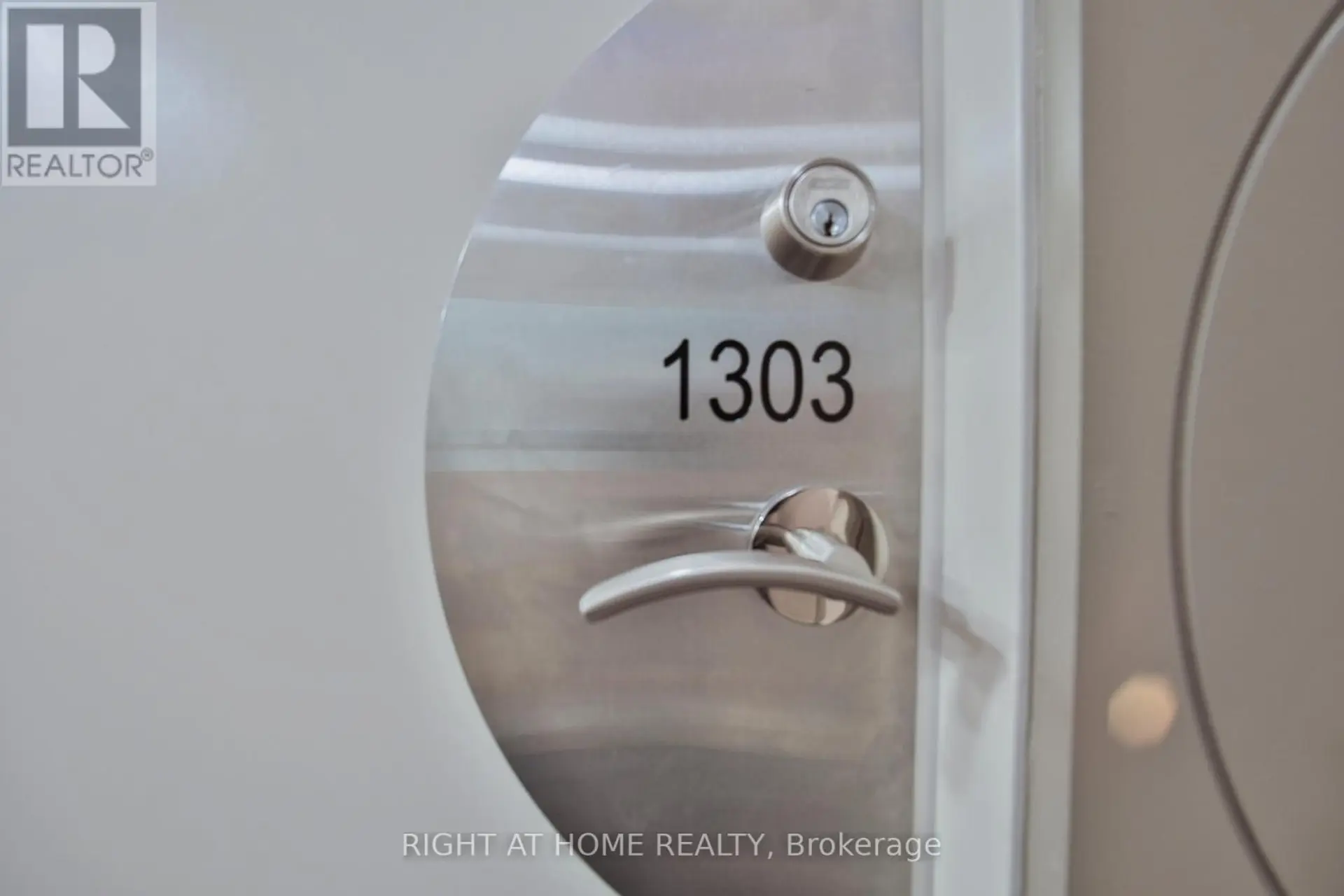 #1303 1486 BATHURST STREET - Image 5