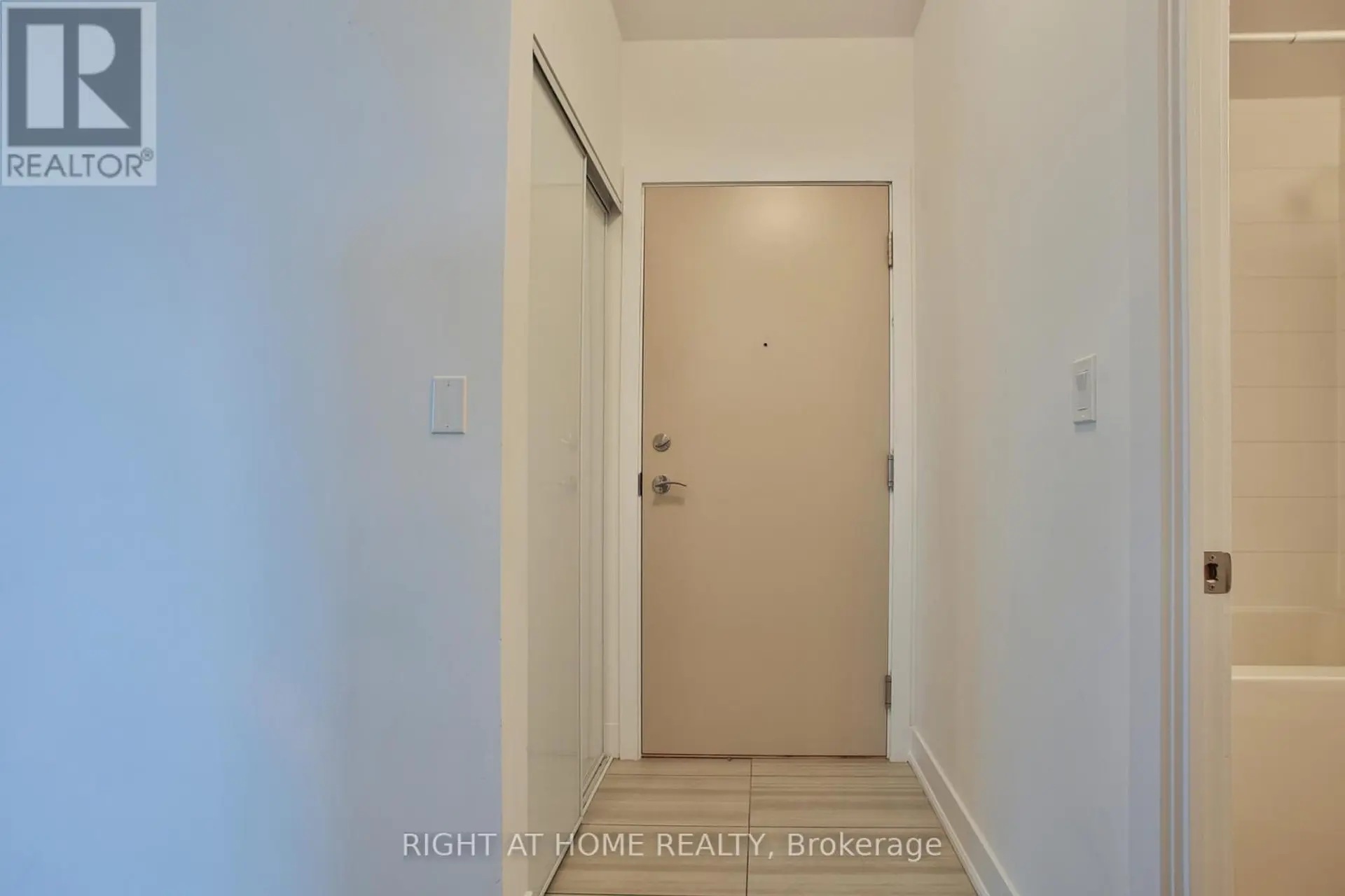 #1303 1486 BATHURST STREET - Image 6