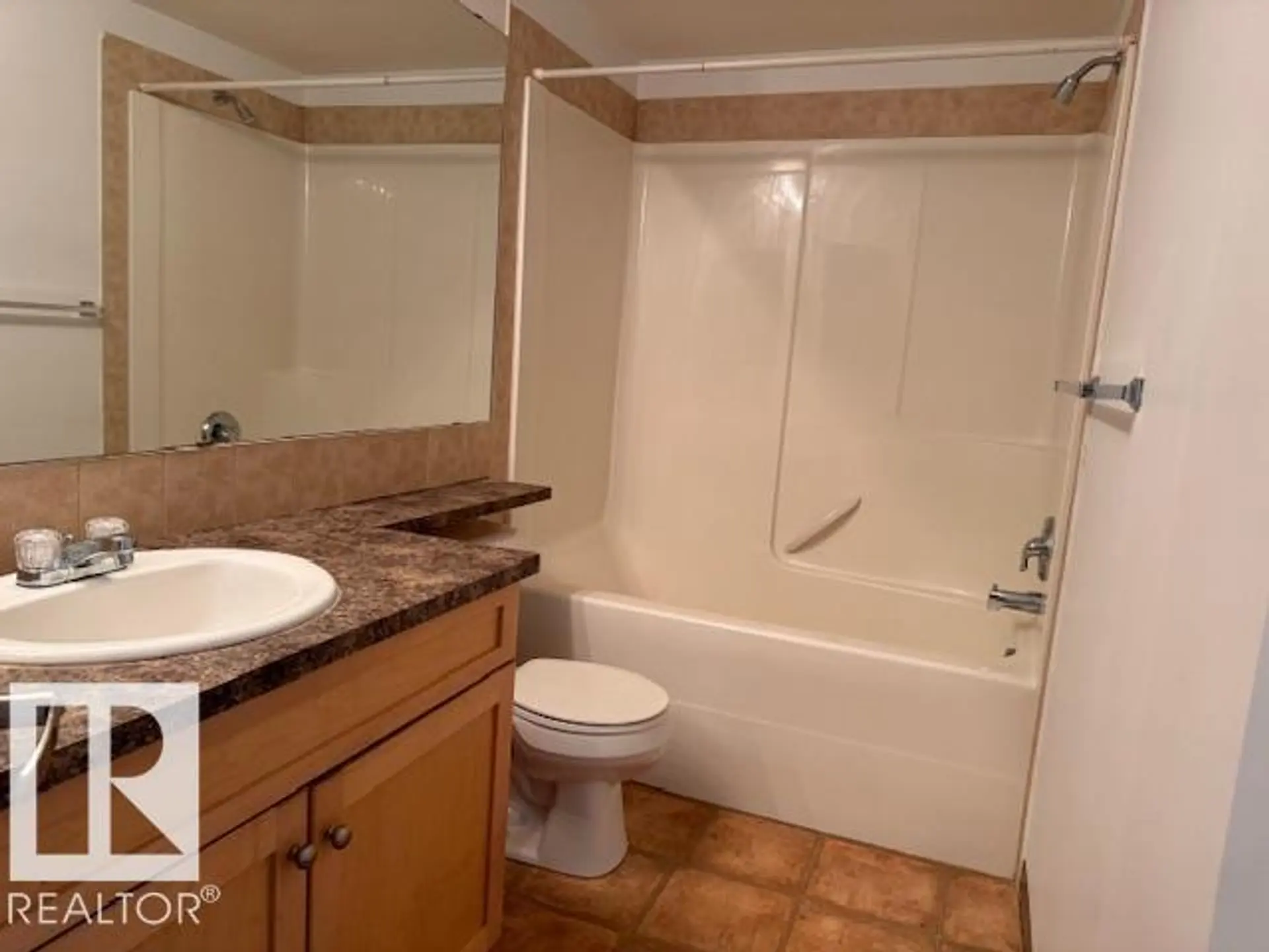 #67 150 EDWARDS DR SW - Image 9