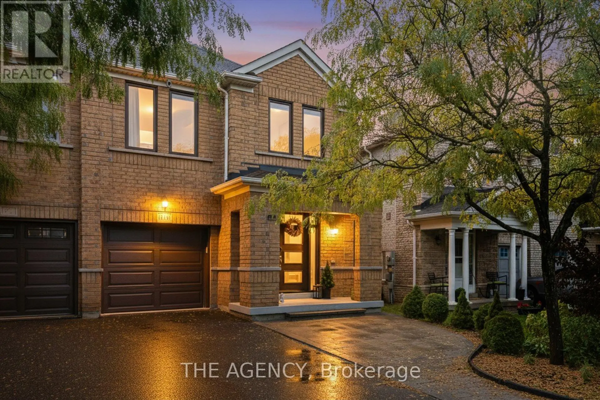 908 OAKTREE CRESCENT - Image 1