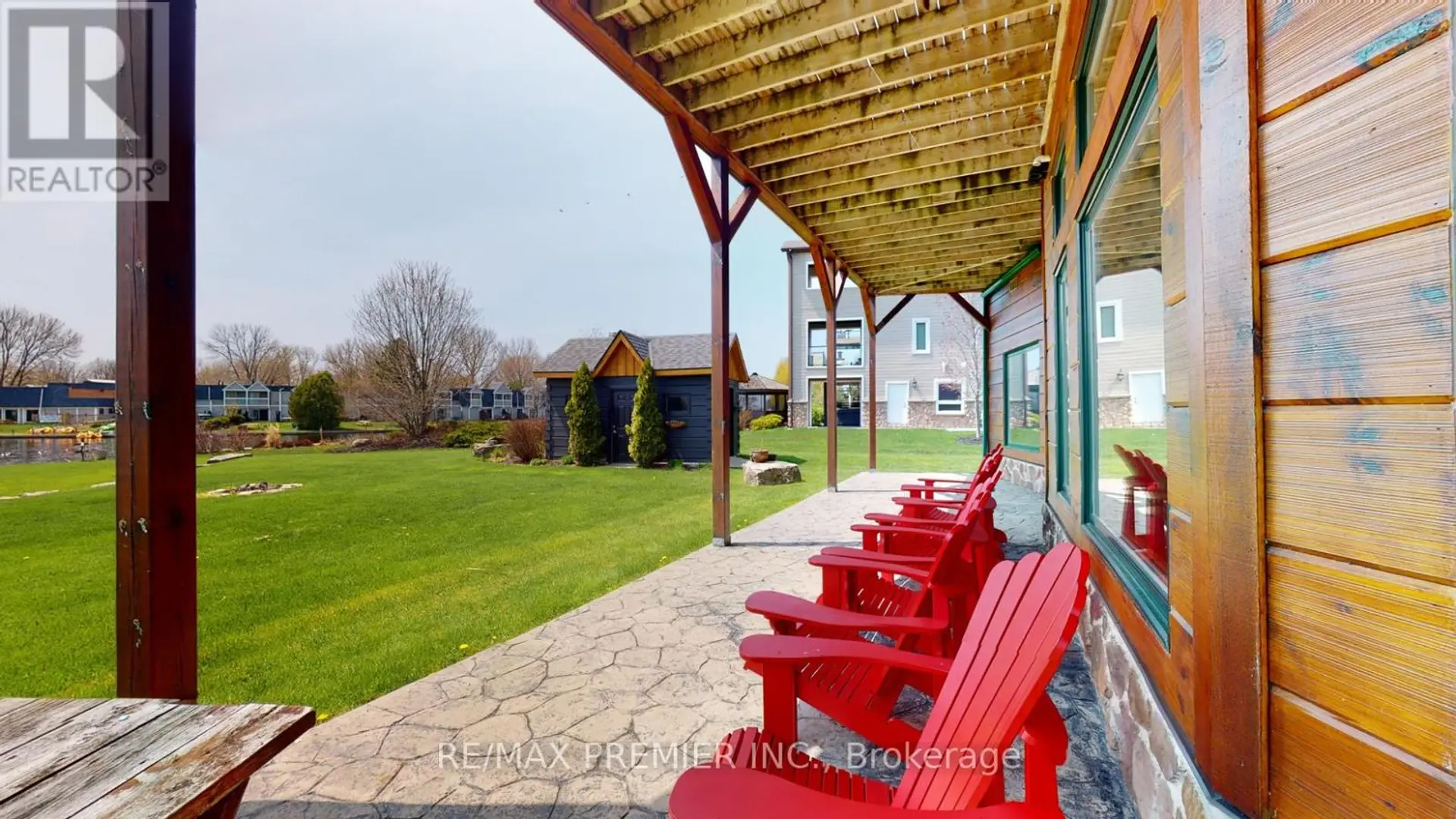 31 PARADISE BOULEVARD - Image 5