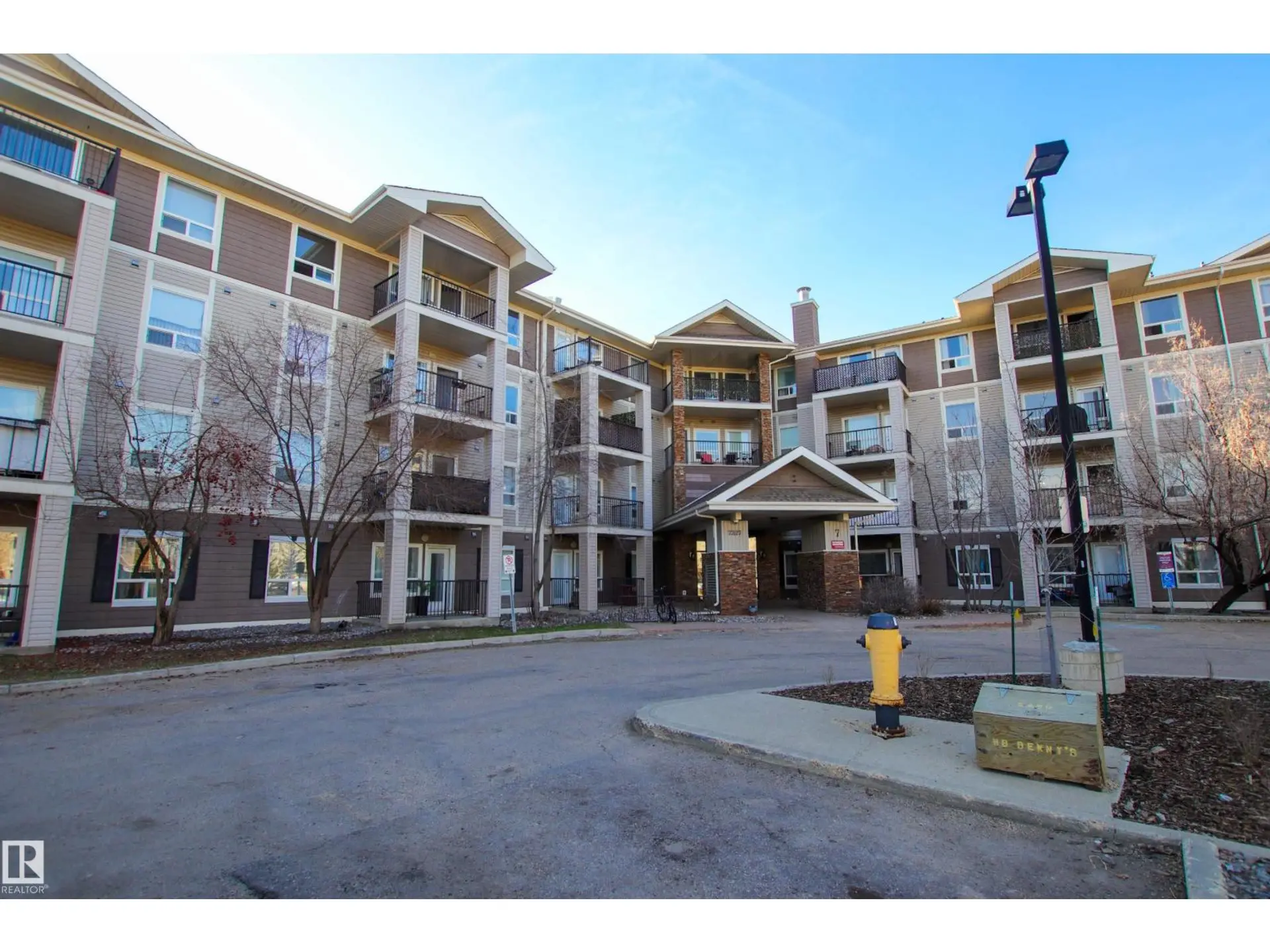 #7206 7327 SOUTH TERWILLEGAR DR NW - Image 18