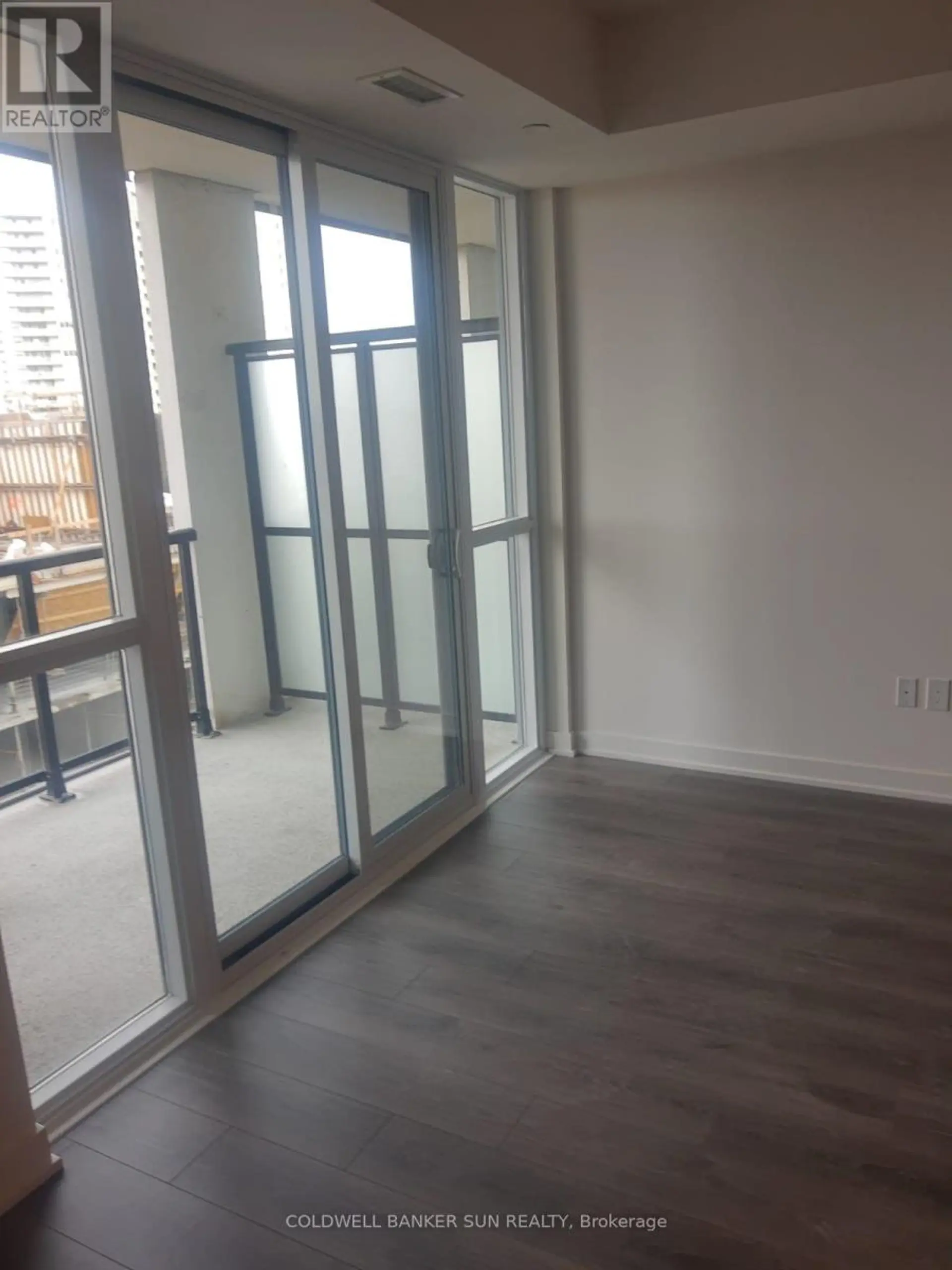 #815 225 MALTA AVENUE - Image 7
