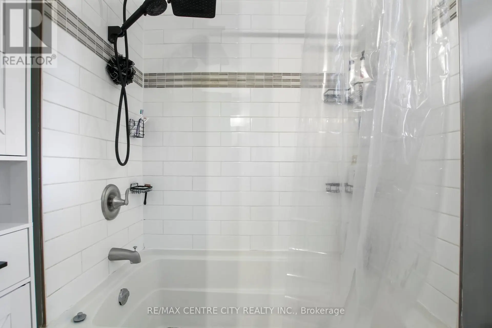 129 DUCHESS AVENUE - Image 12