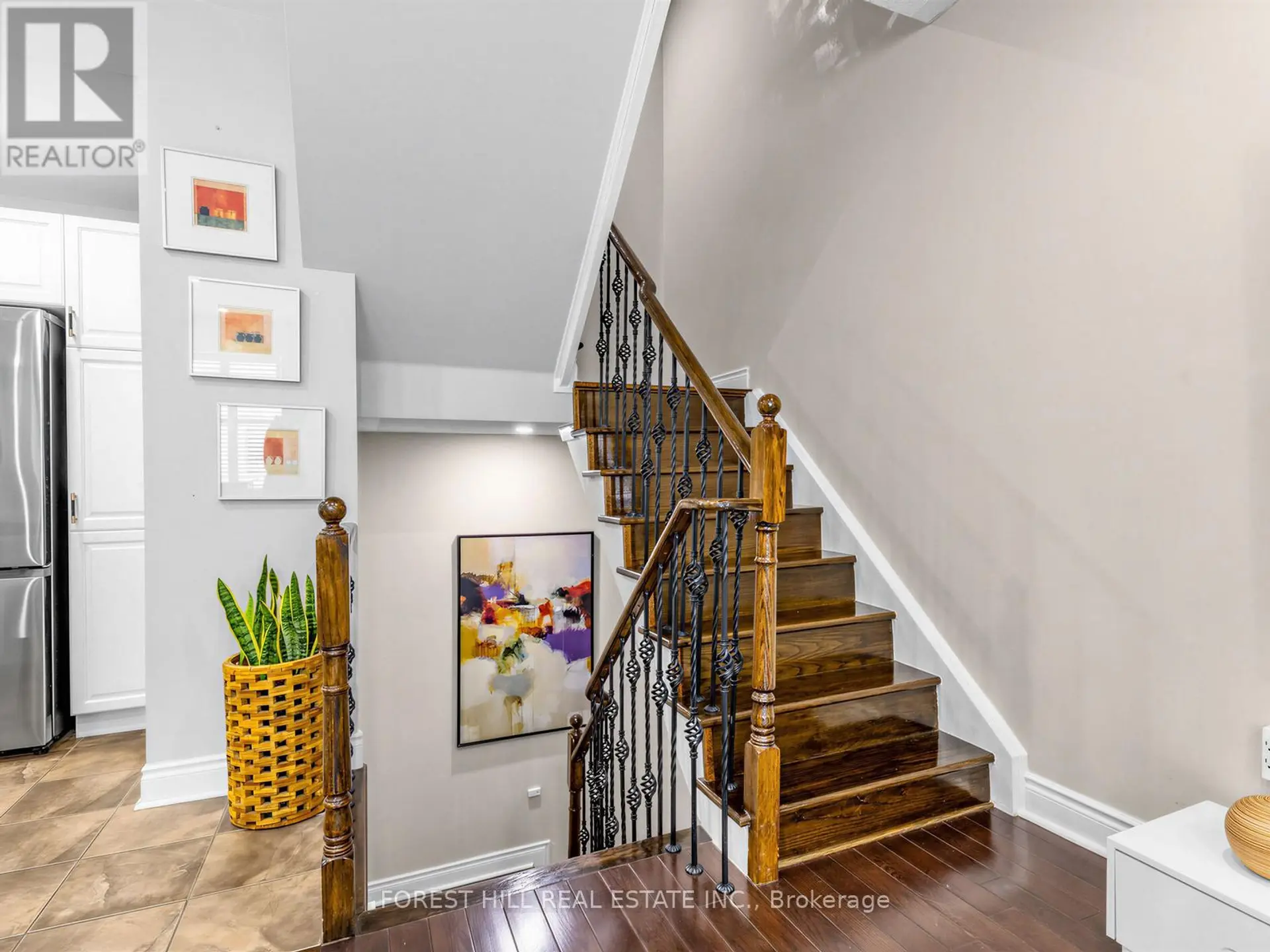 #51 8 BRIGHTON PLACE - Image 9