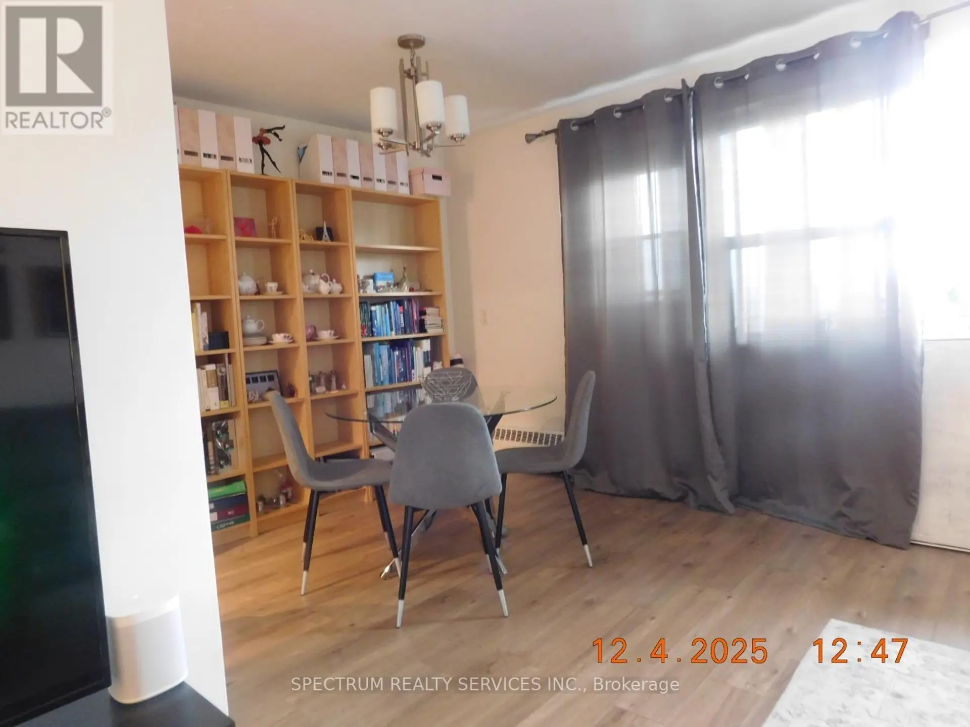 #808 3320 FIELDGATE DRIVE - Image 3