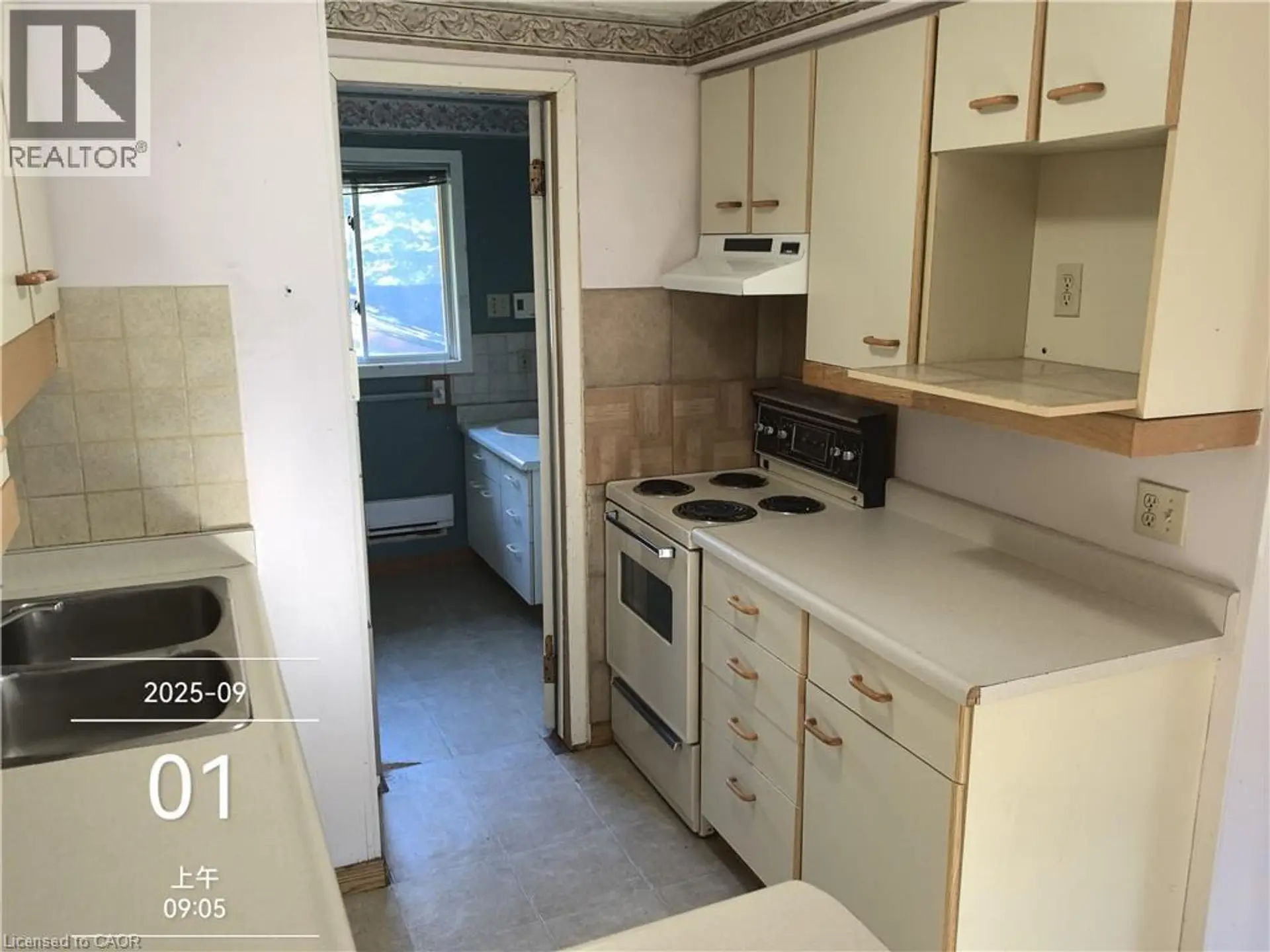 134 GREENBRIER Drive - Image 12