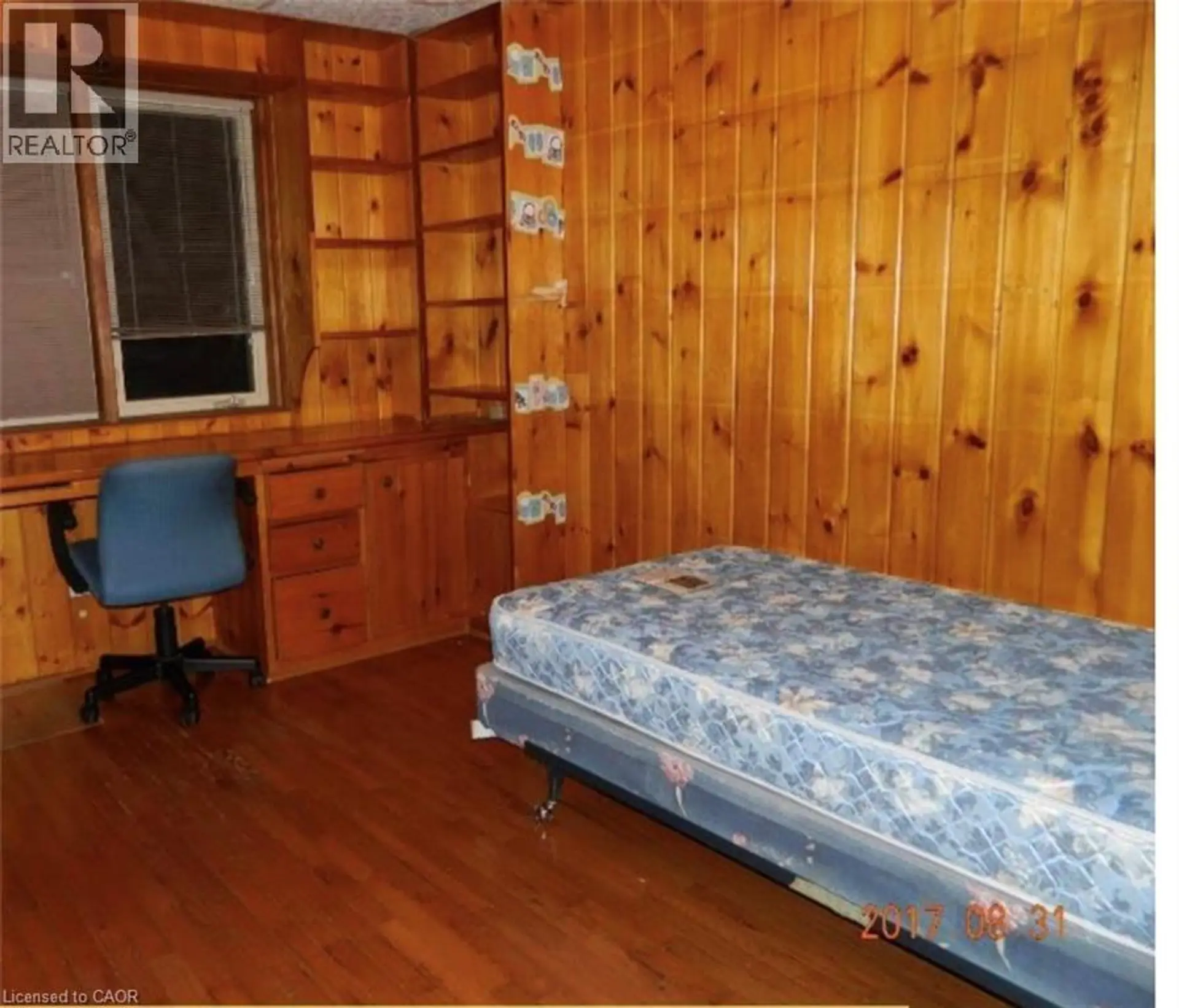 134 GREENBRIER Drive - Image 4