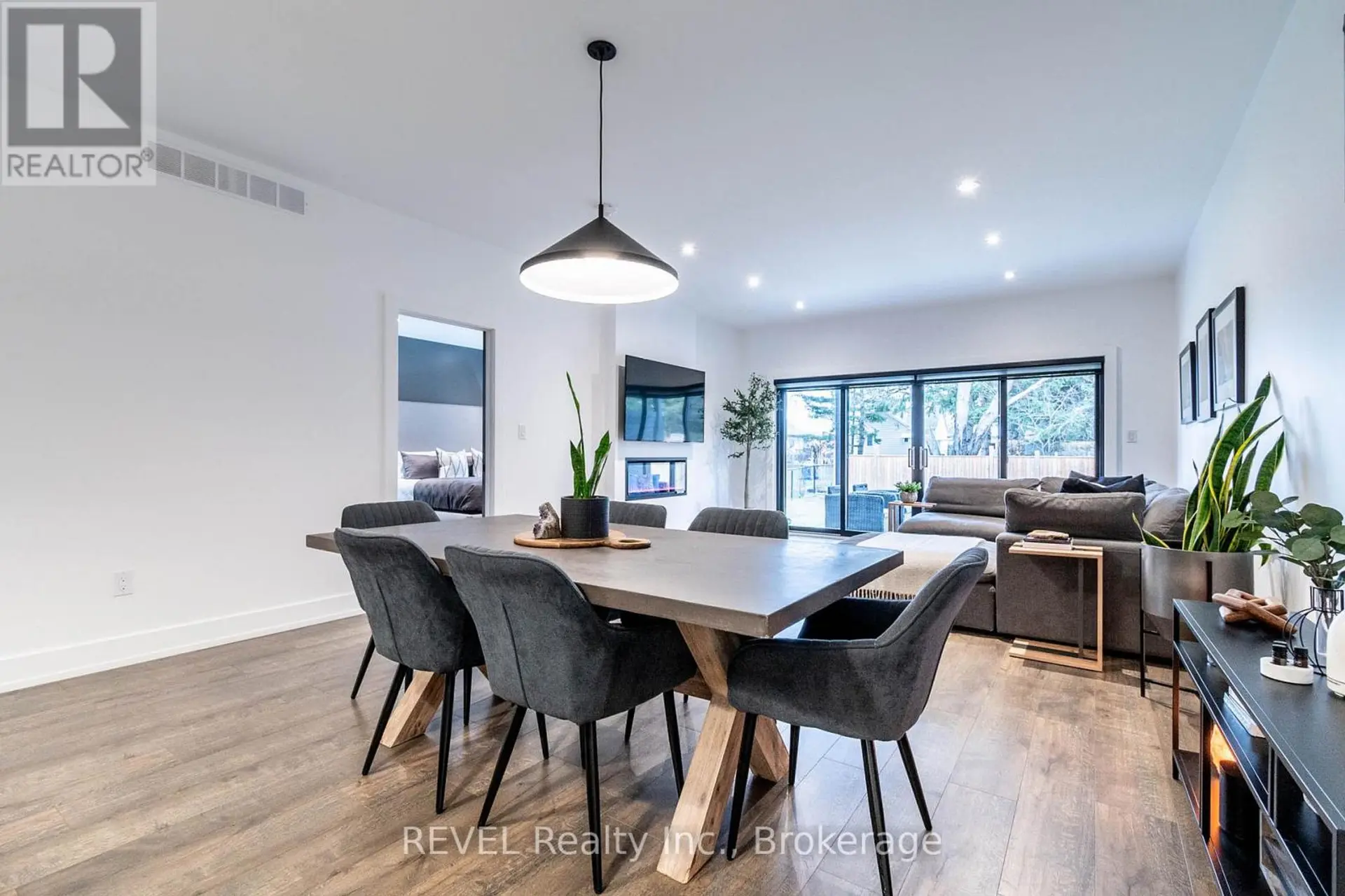 8 STICKLES STREET - Image 5