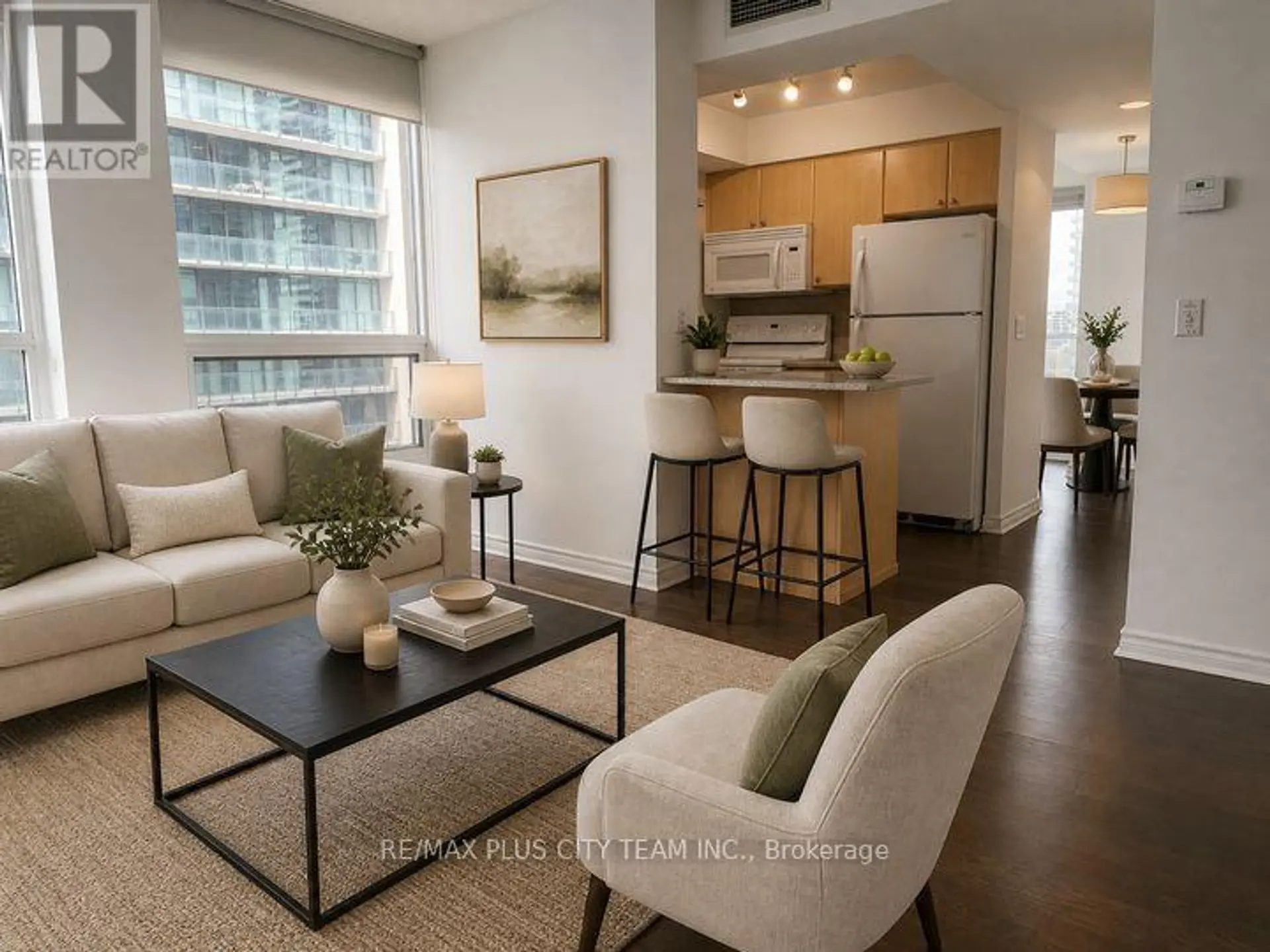 #2812 763 BAY STREET - Image 5