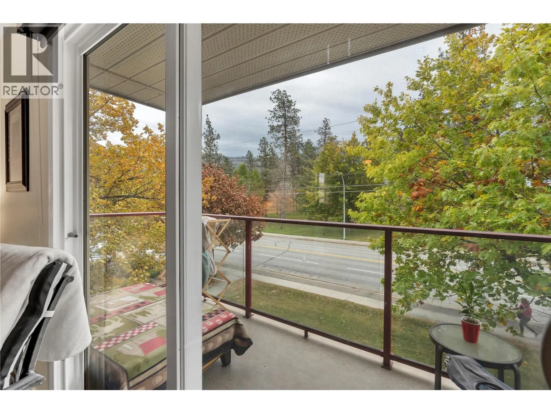 #310 110 SKAHA Place - Image 4