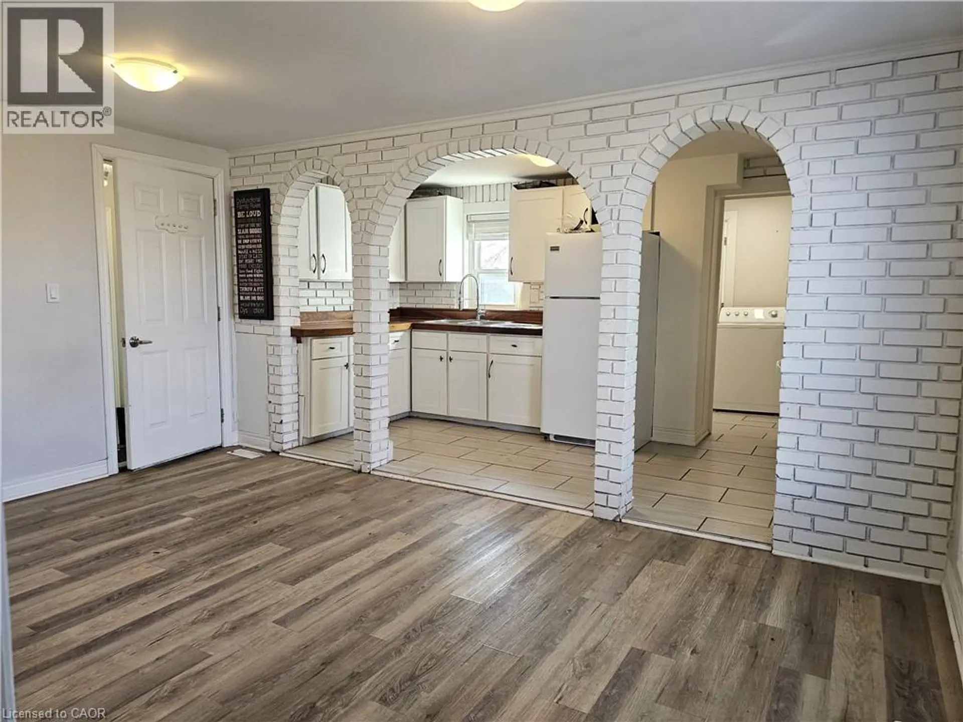 292 FARES Street - Image 12
