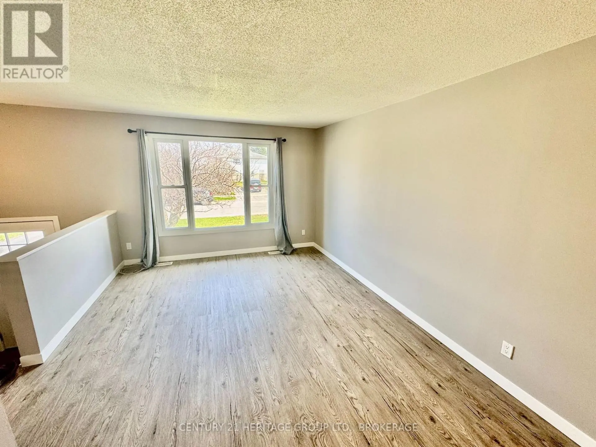356 OWENS CRESCENT - Image 5