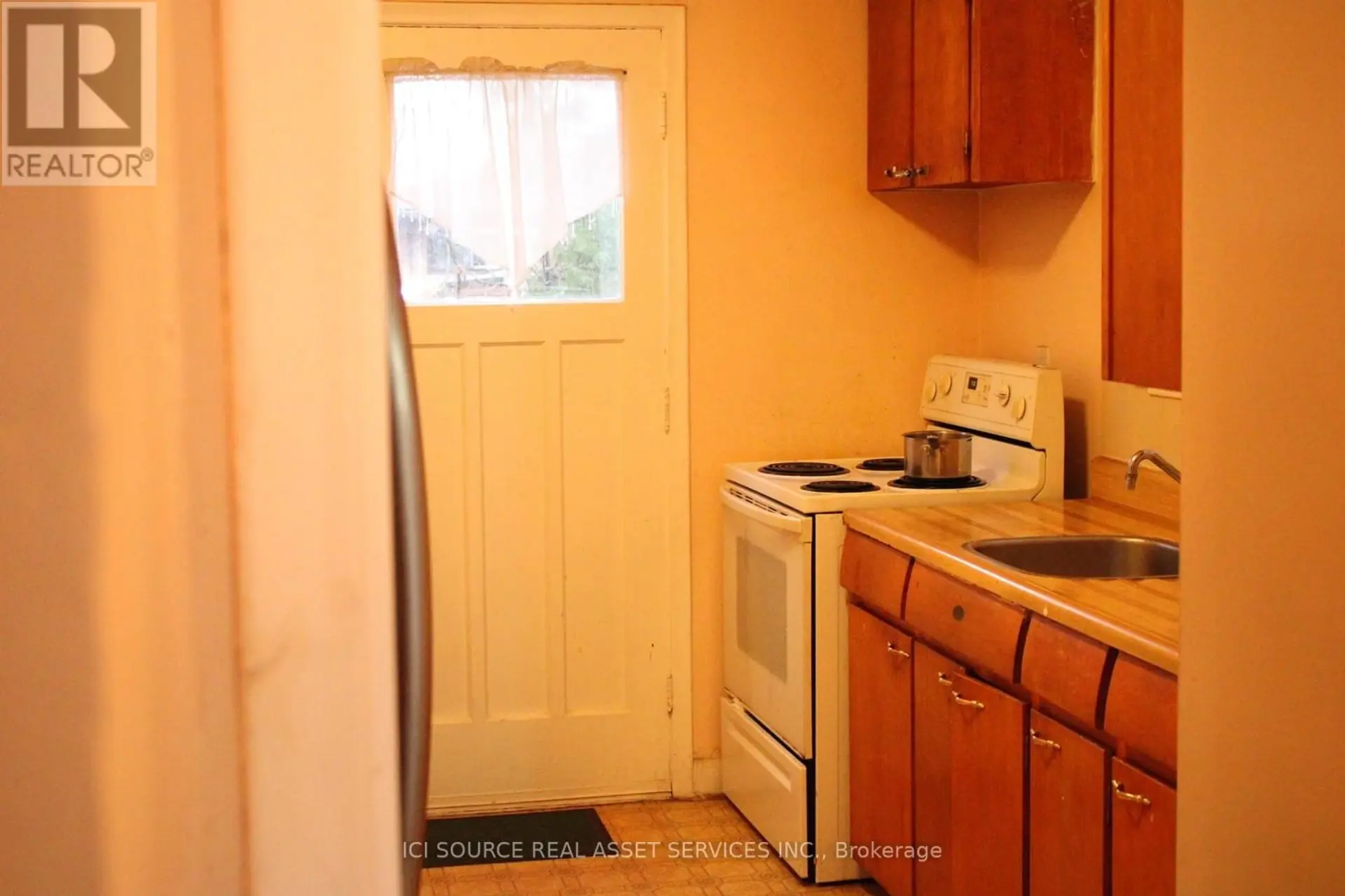 532 APPLEBY LINE - Image 7
