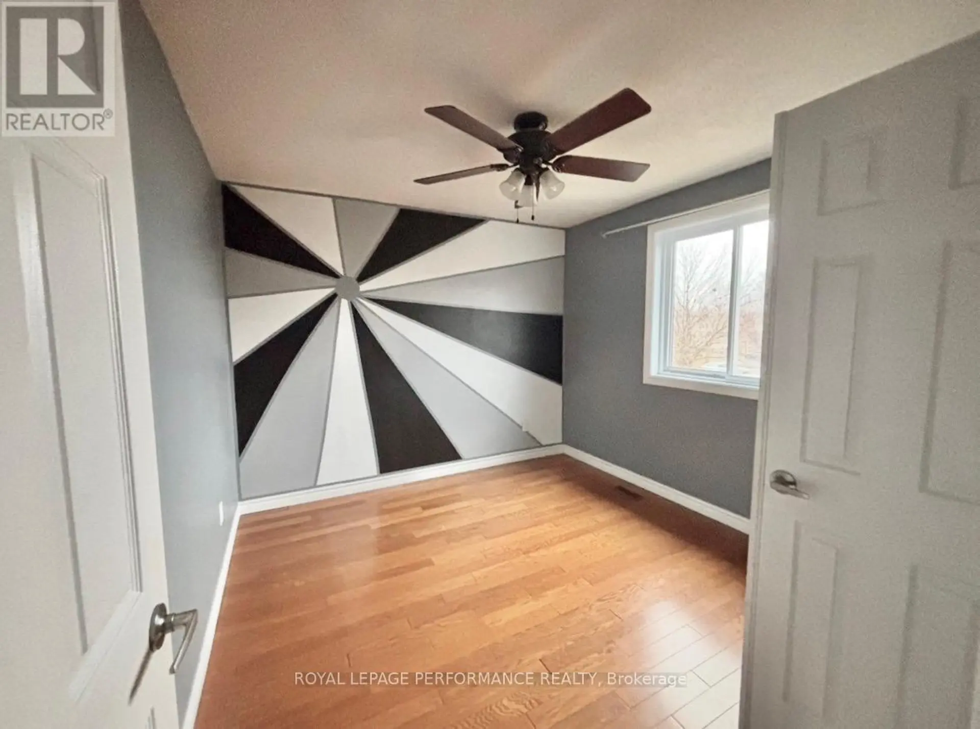 123 NAPOLEON COURT - Image 15