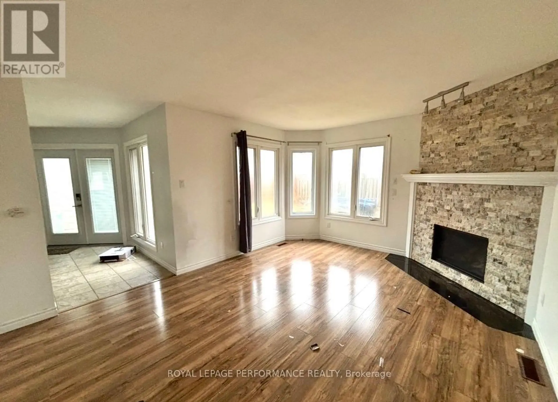 123 NAPOLEON COURT - Image 4
