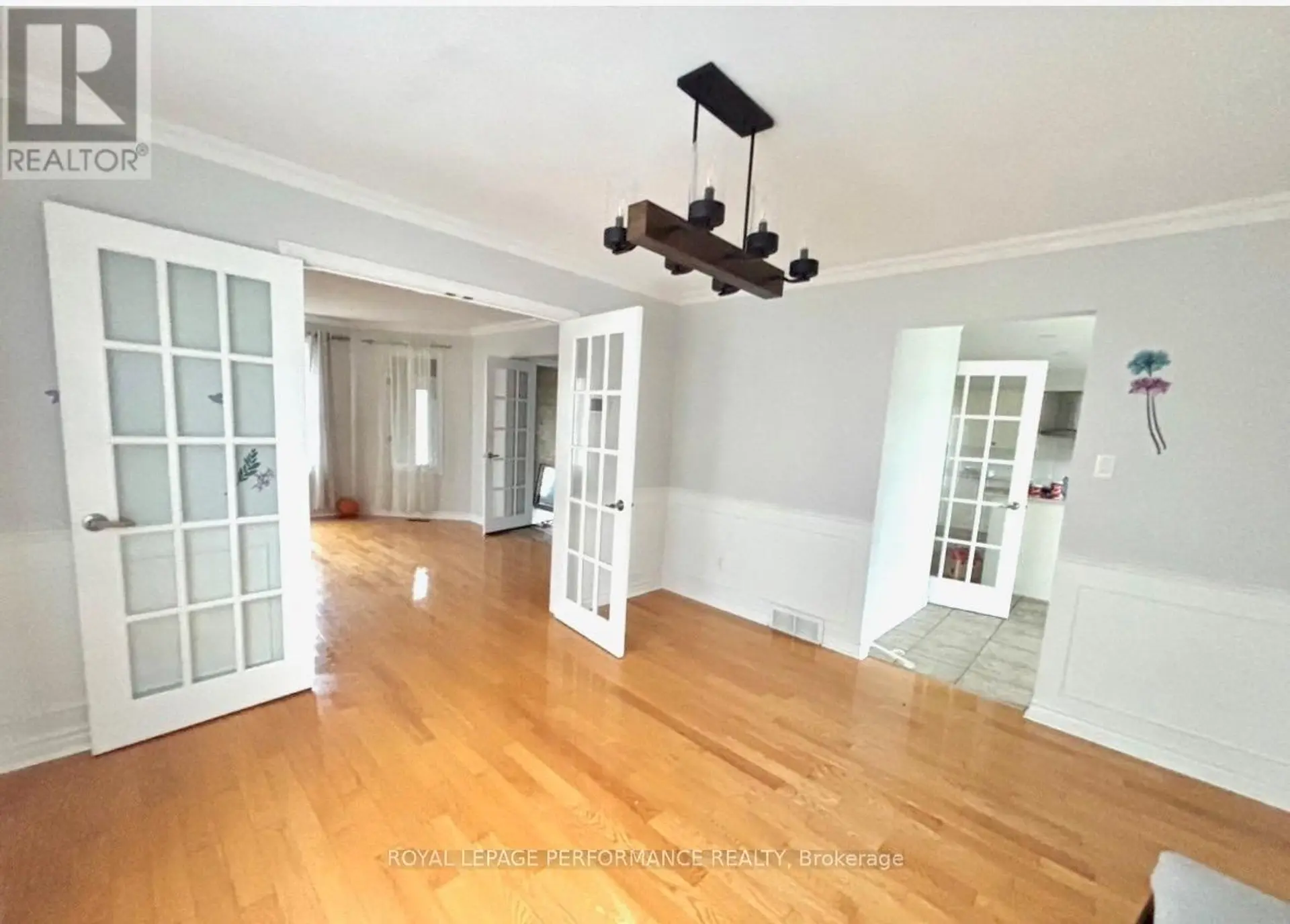 123 NAPOLEON COURT - Image 7