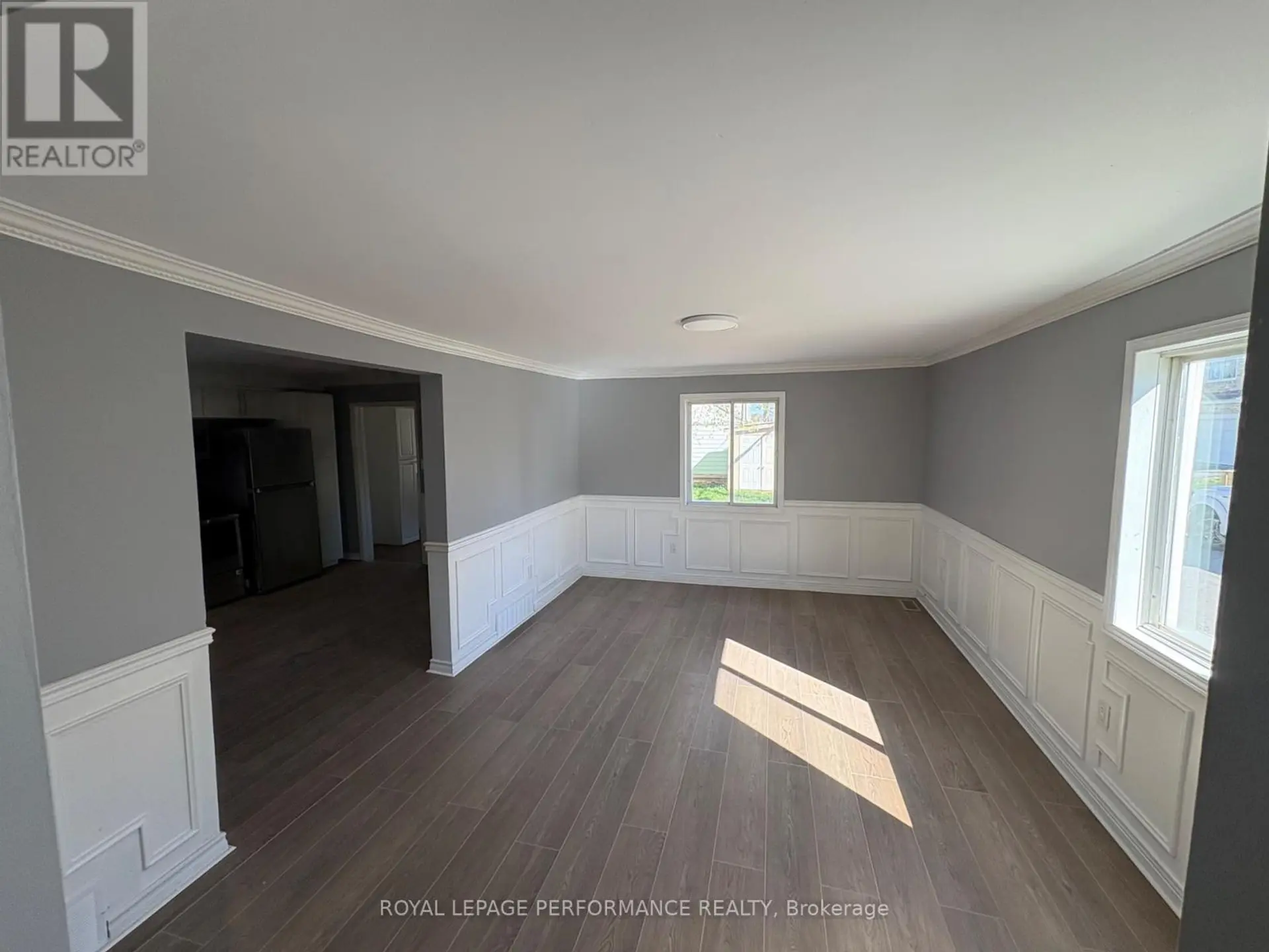 301 THIRD STREET W - Image 15