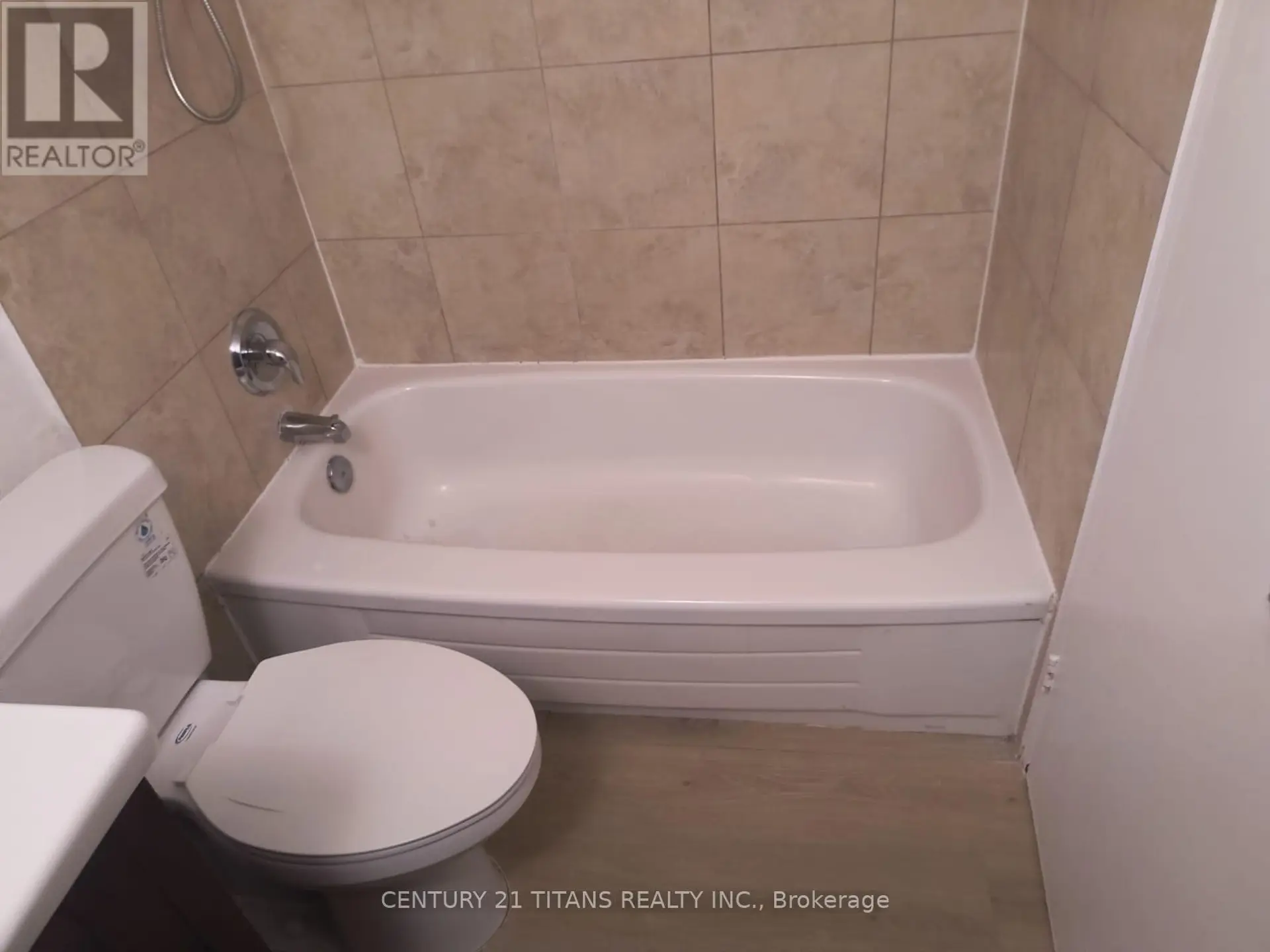 #907 301 PRUDENTIAL DRIVE - Image 11