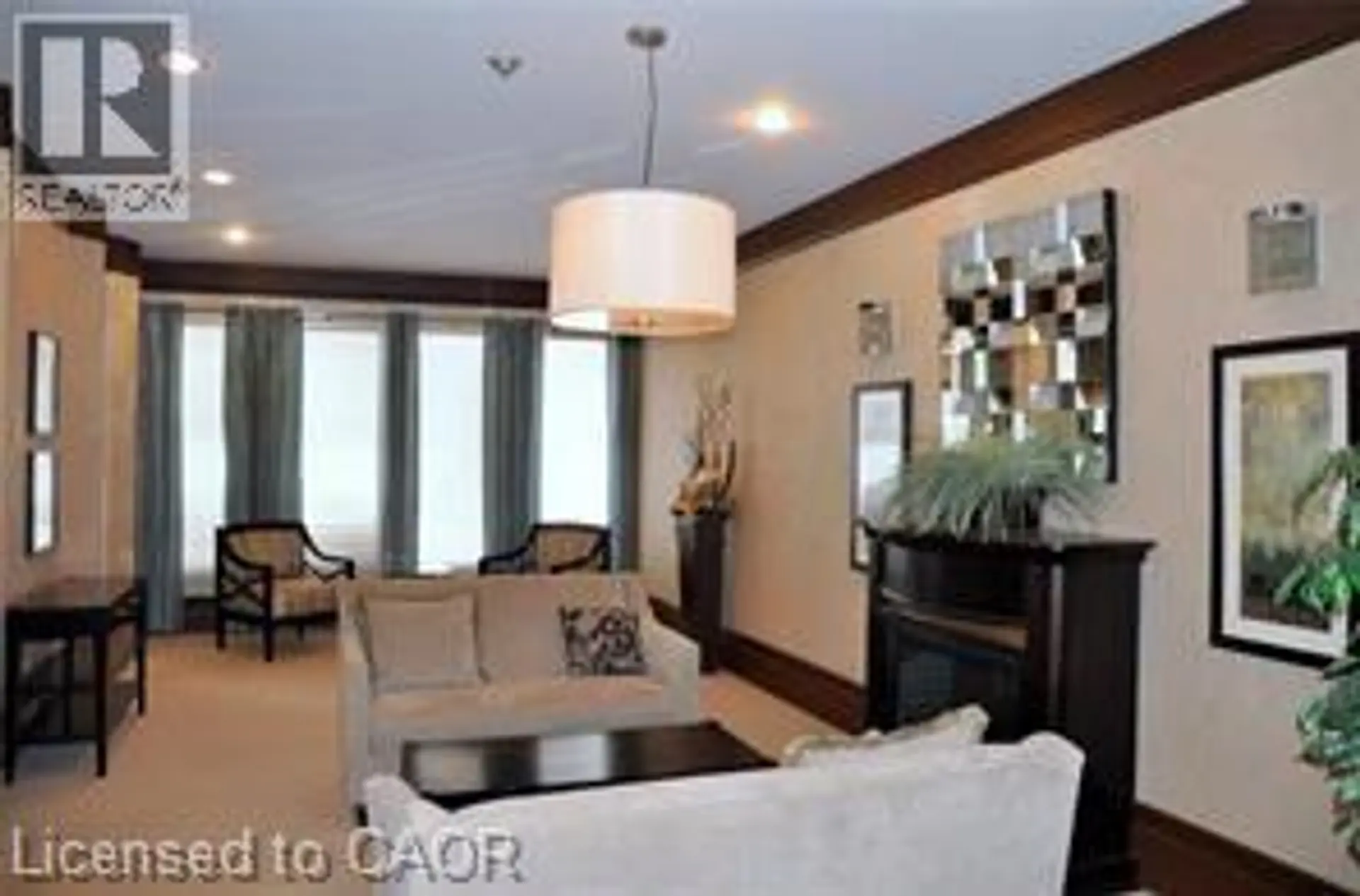 #20B 67 CAROLINE Street S - Image 13