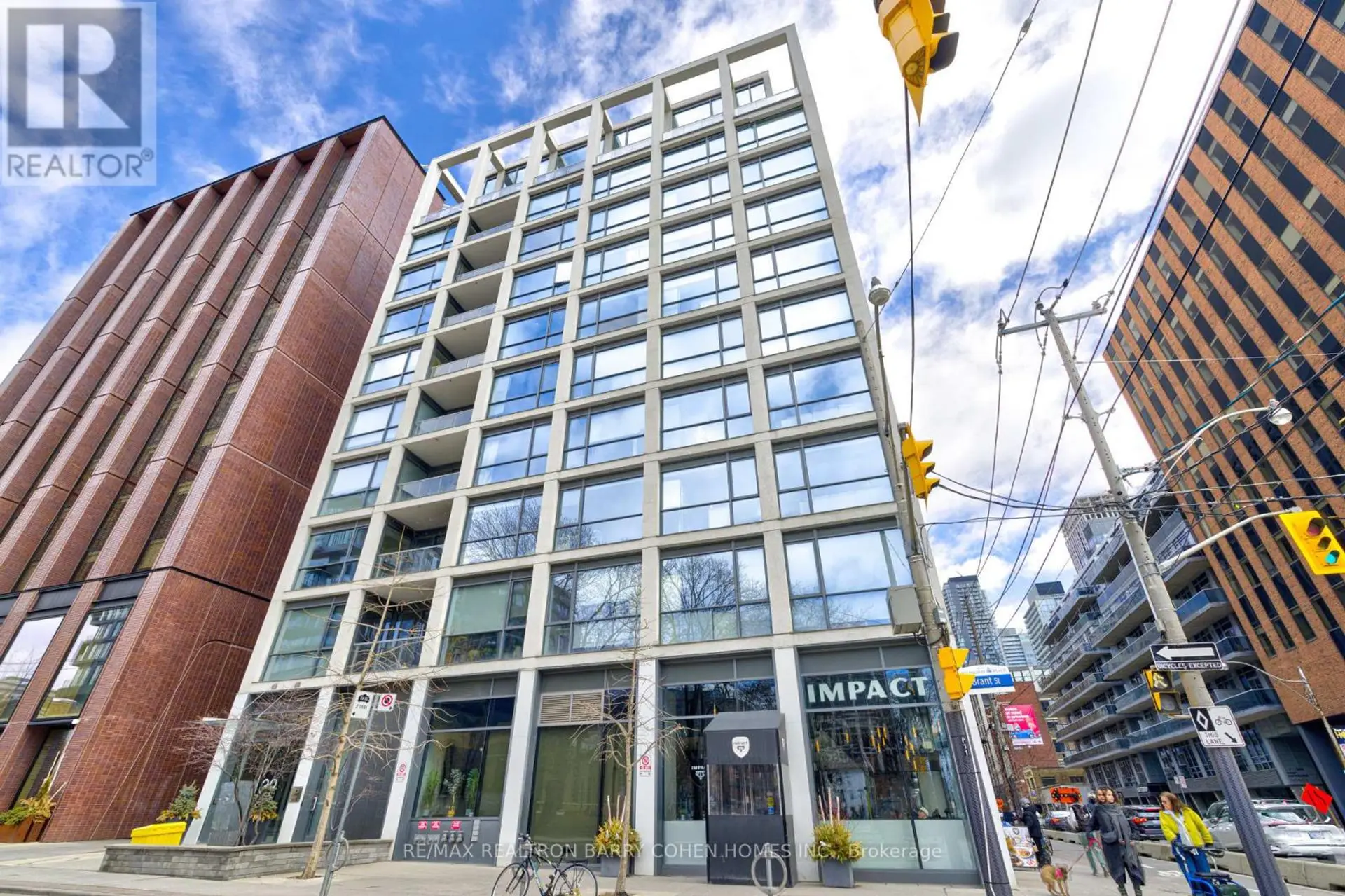 #904 39 BRANT STREET - Image 17