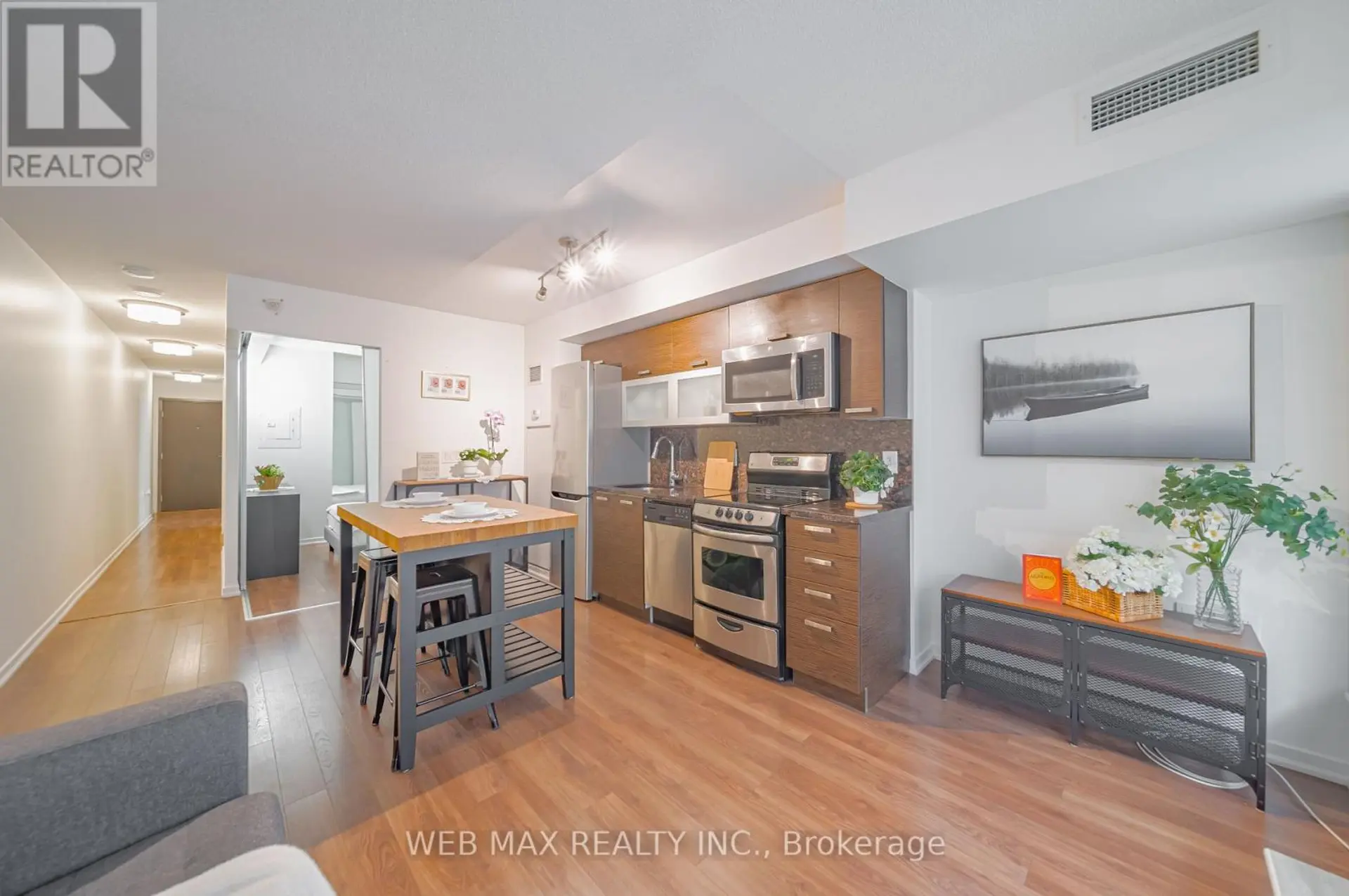 #205 36 LISGAR STREET - Image 7