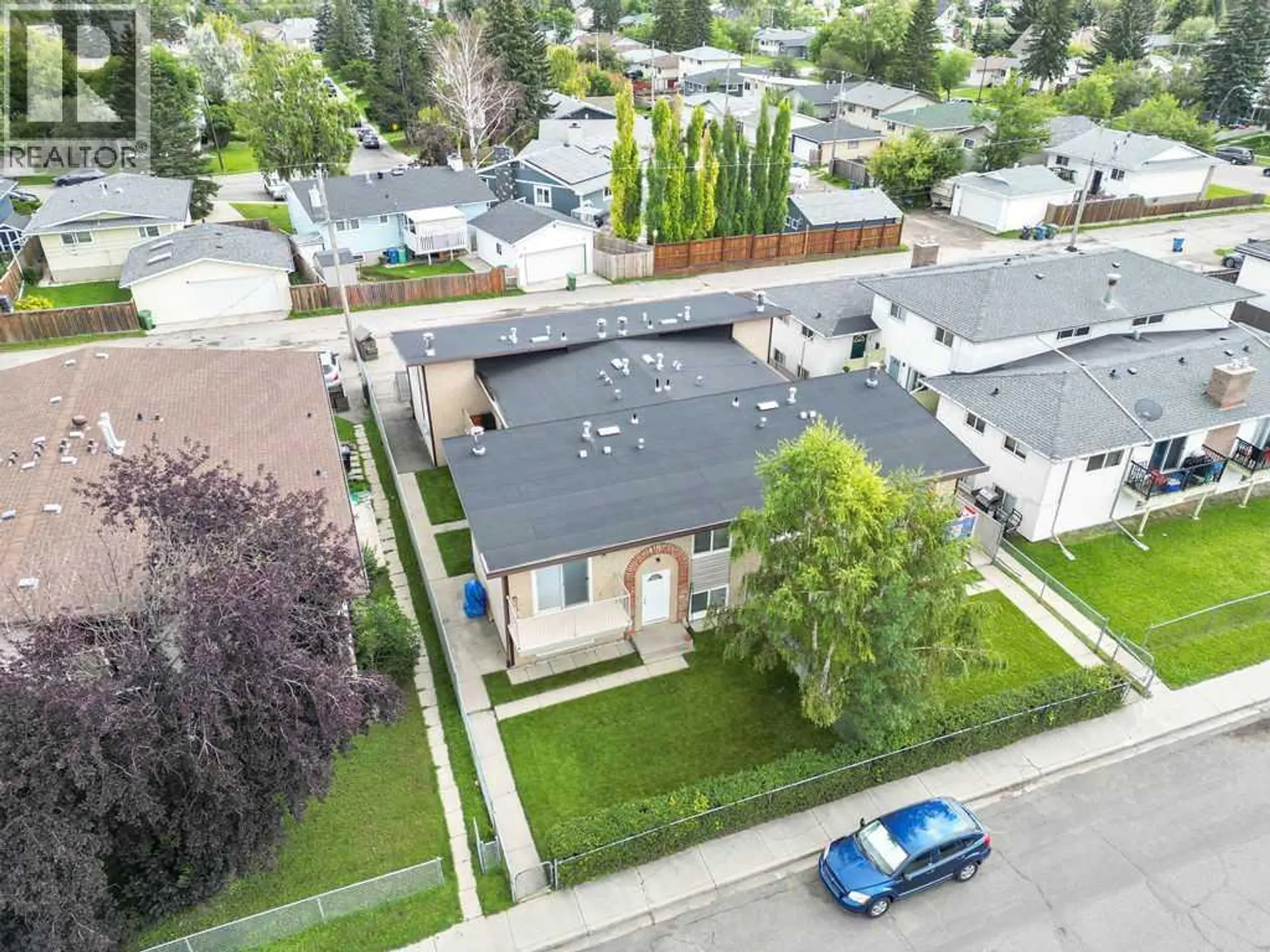 12 Huntley Close NE - Image 4