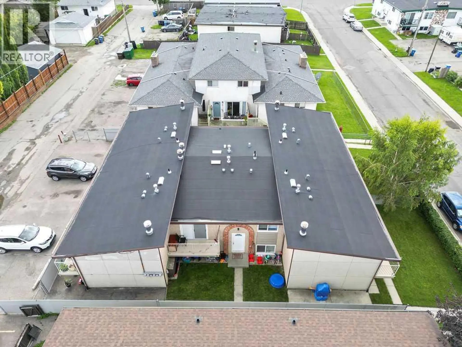 12 Huntley Close NE - Image 6