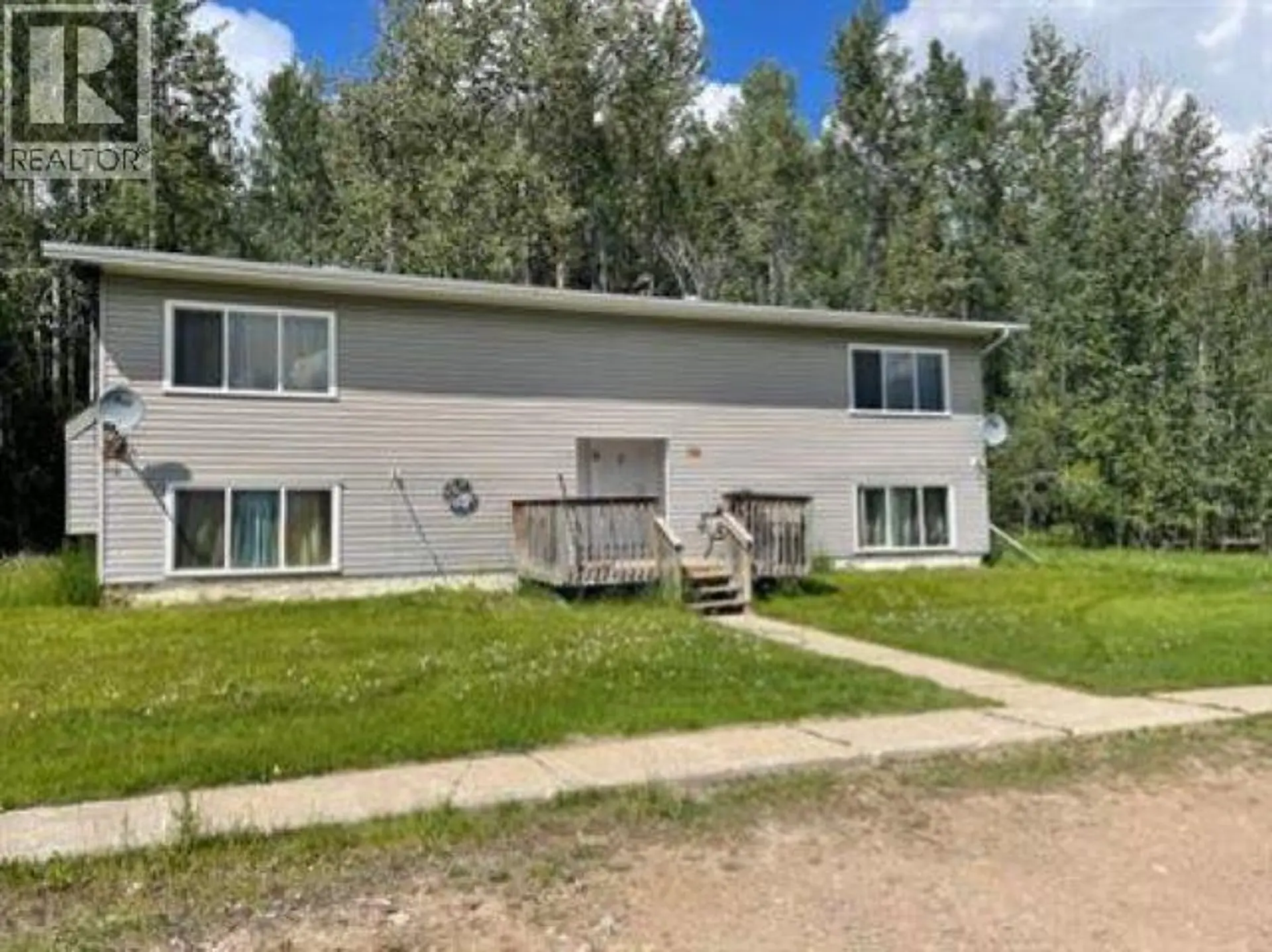4912 SUNSET DRIVE - Image 1