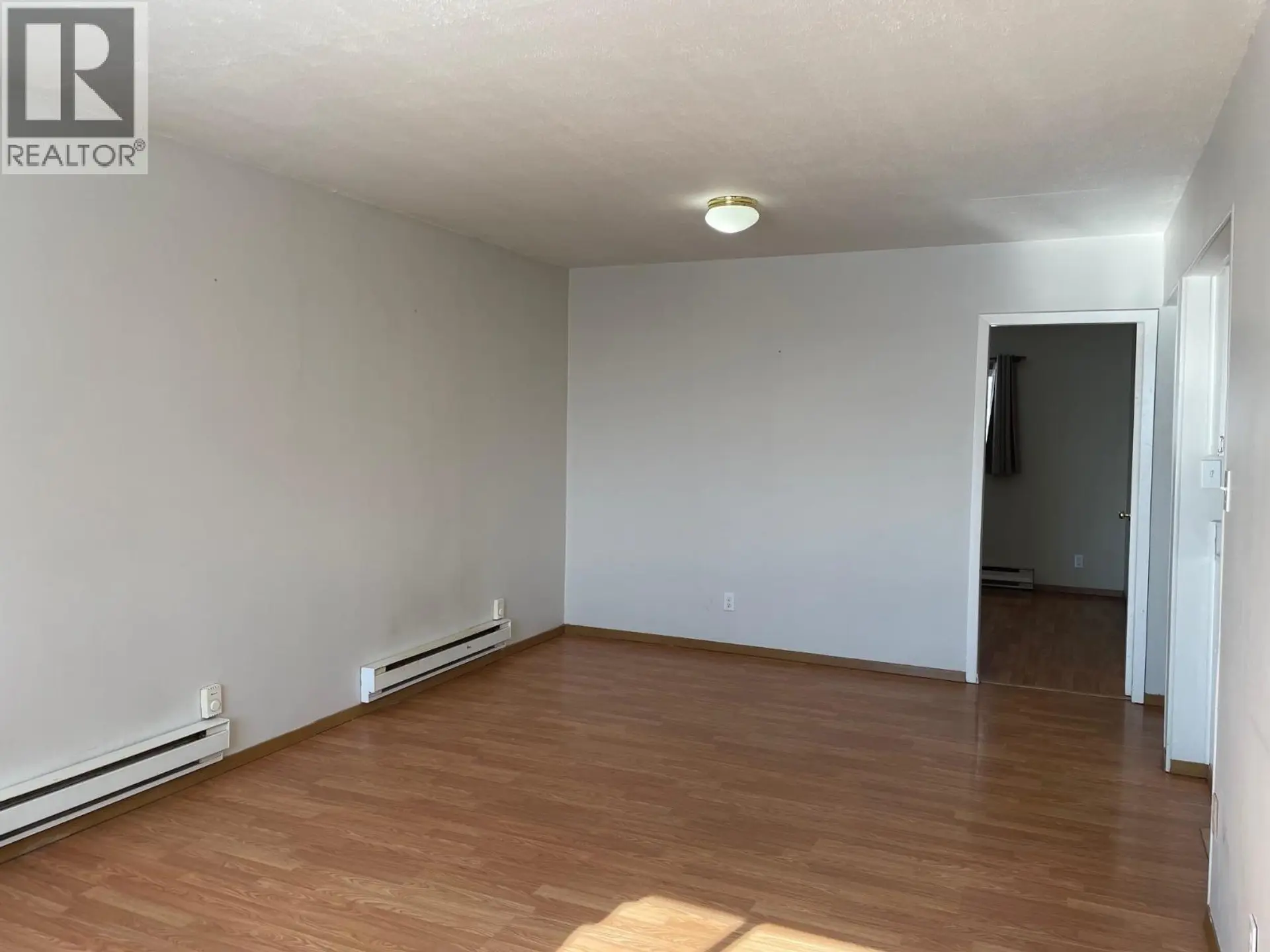 4912 SUNSET DRIVE - Image 16
