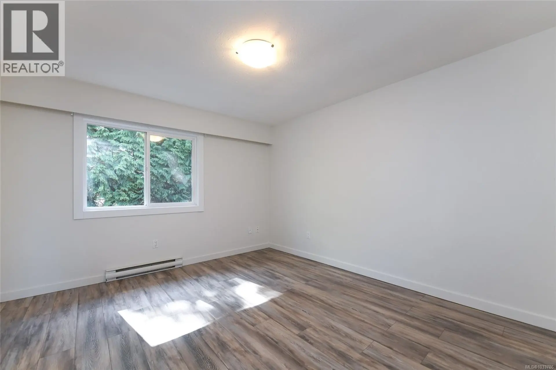 #11 1720 13th St - Image 9