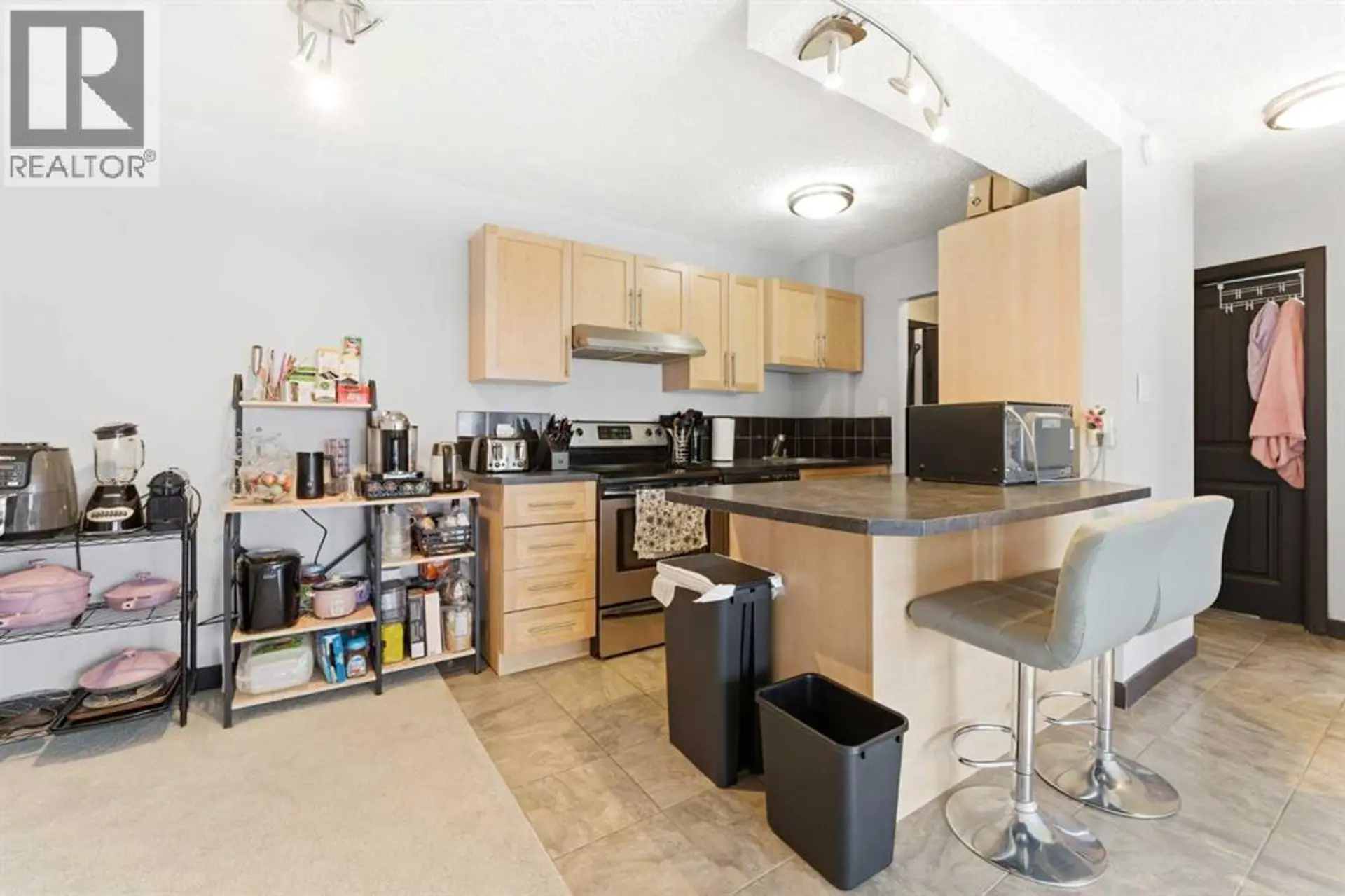 #302 620 15 Avenue SW - Image 4