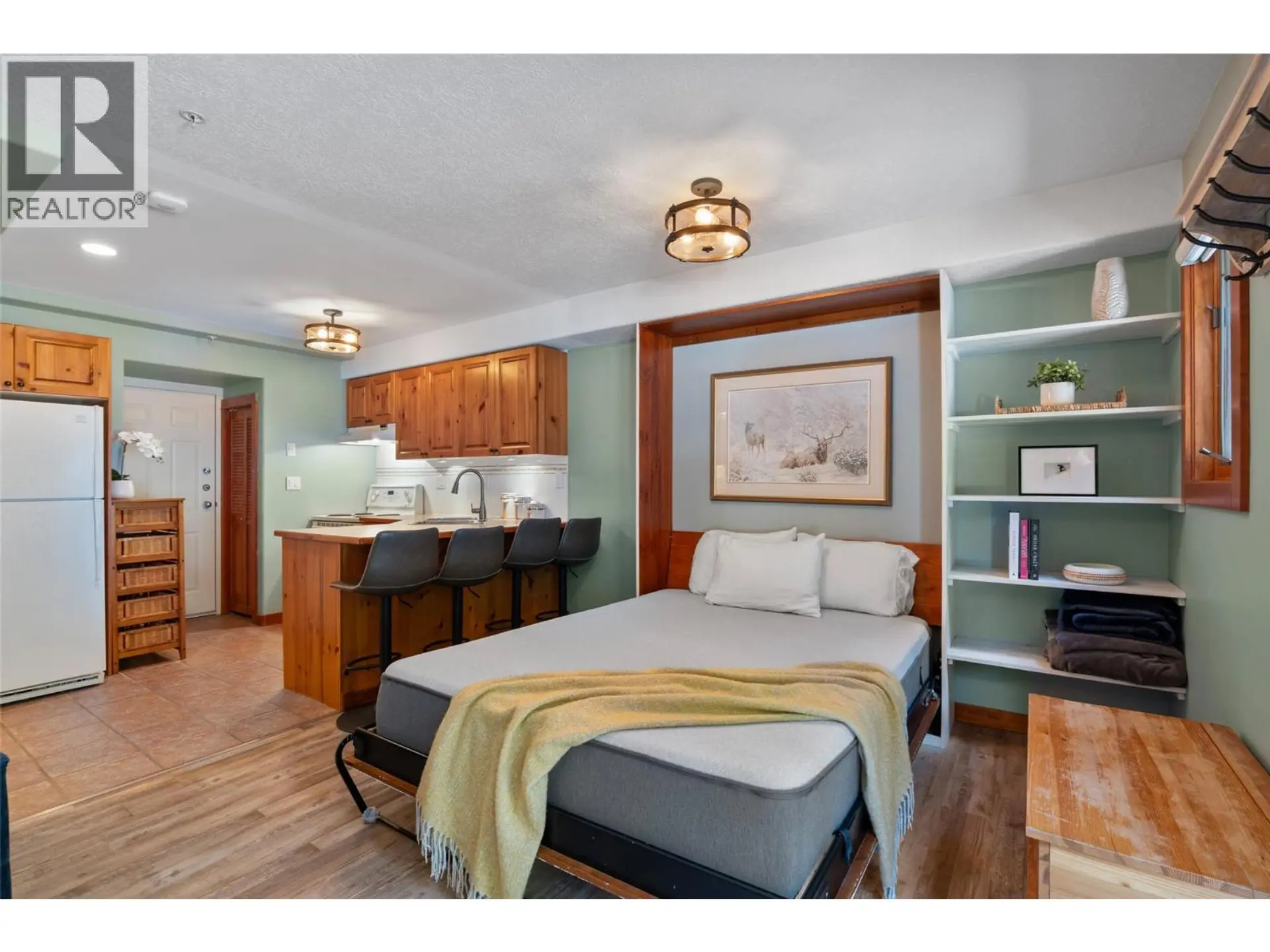 #25 3300 Village Place - Image 2