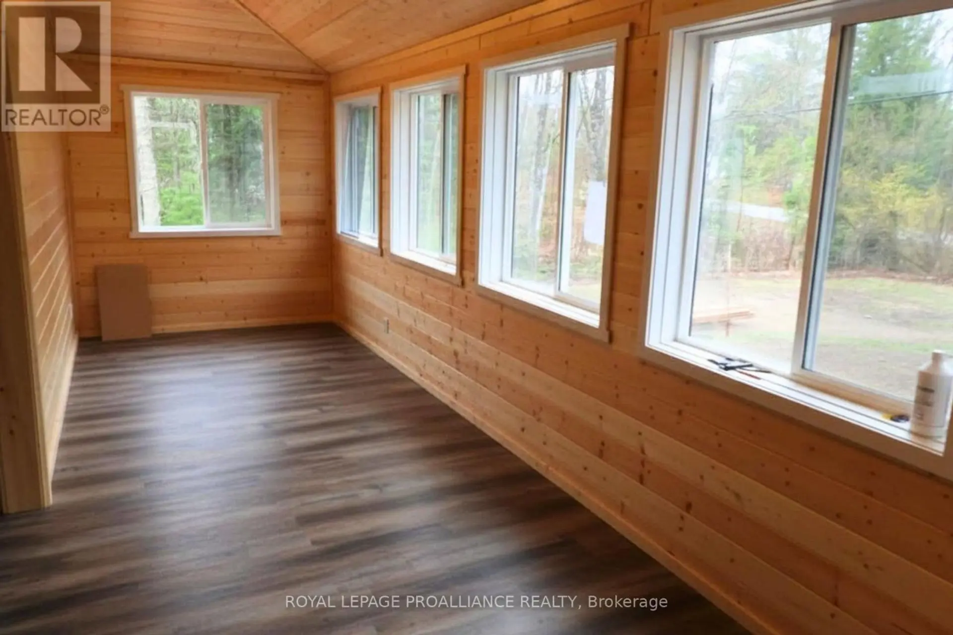 1049 SOUTH ROAD - Image 5